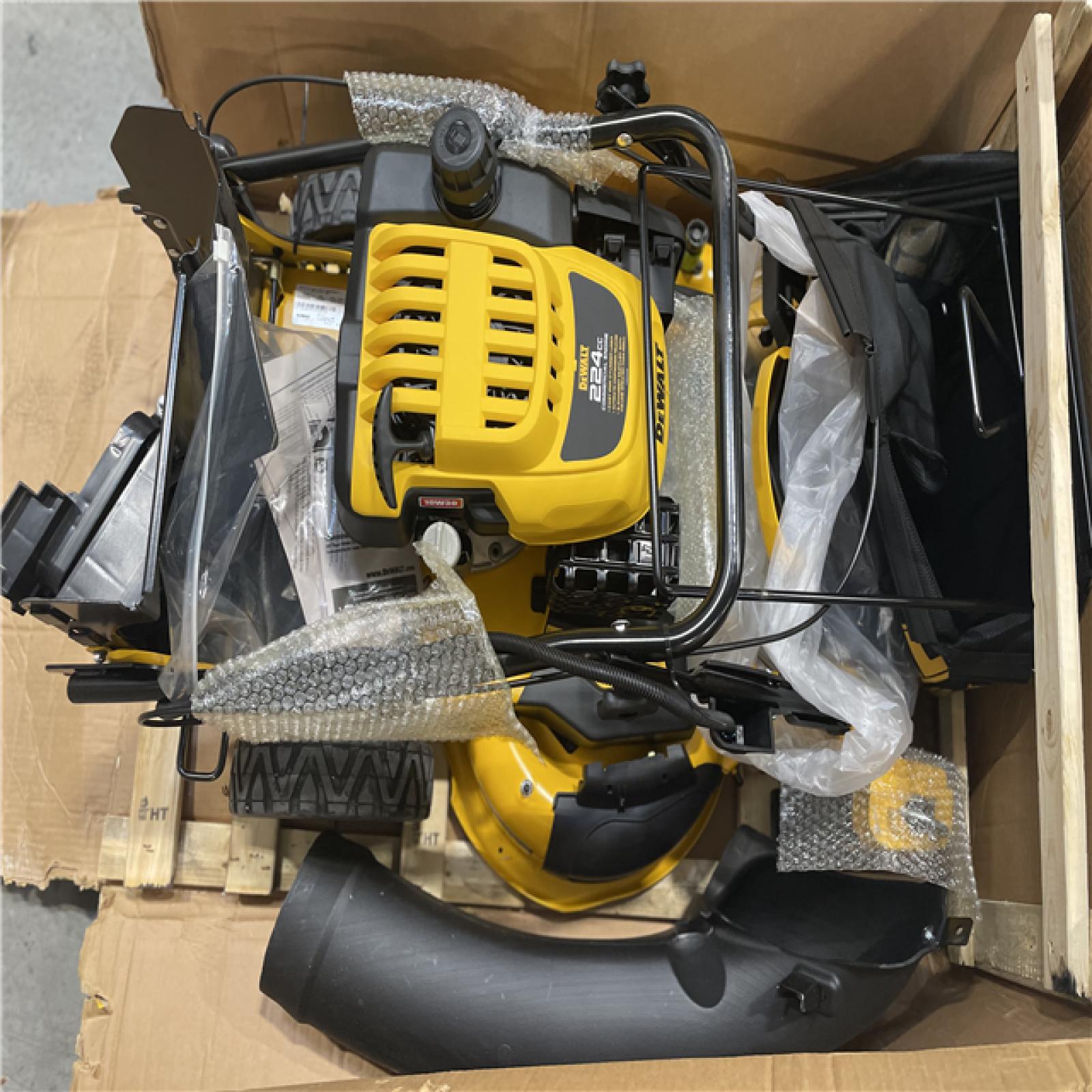DALLAS LOCATION- AS-IS DeWalt 28 in. 224cc Engine 3-in-1 Gas Self-Propelled Lawn Mower