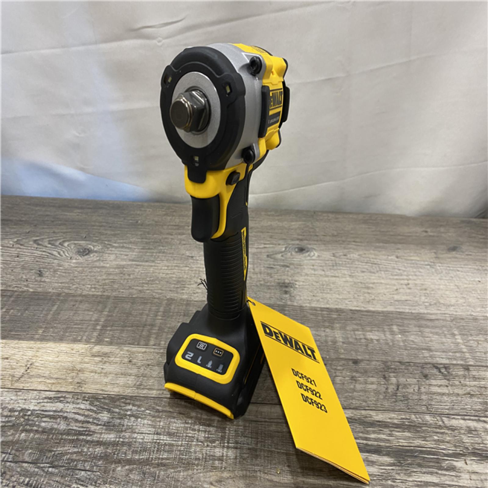 LIKE NEW - DEWALT ATOMIC 20V MAX Cordless Brushless 1/2 in. Variable Speed Impact Wrench (Tool Only)