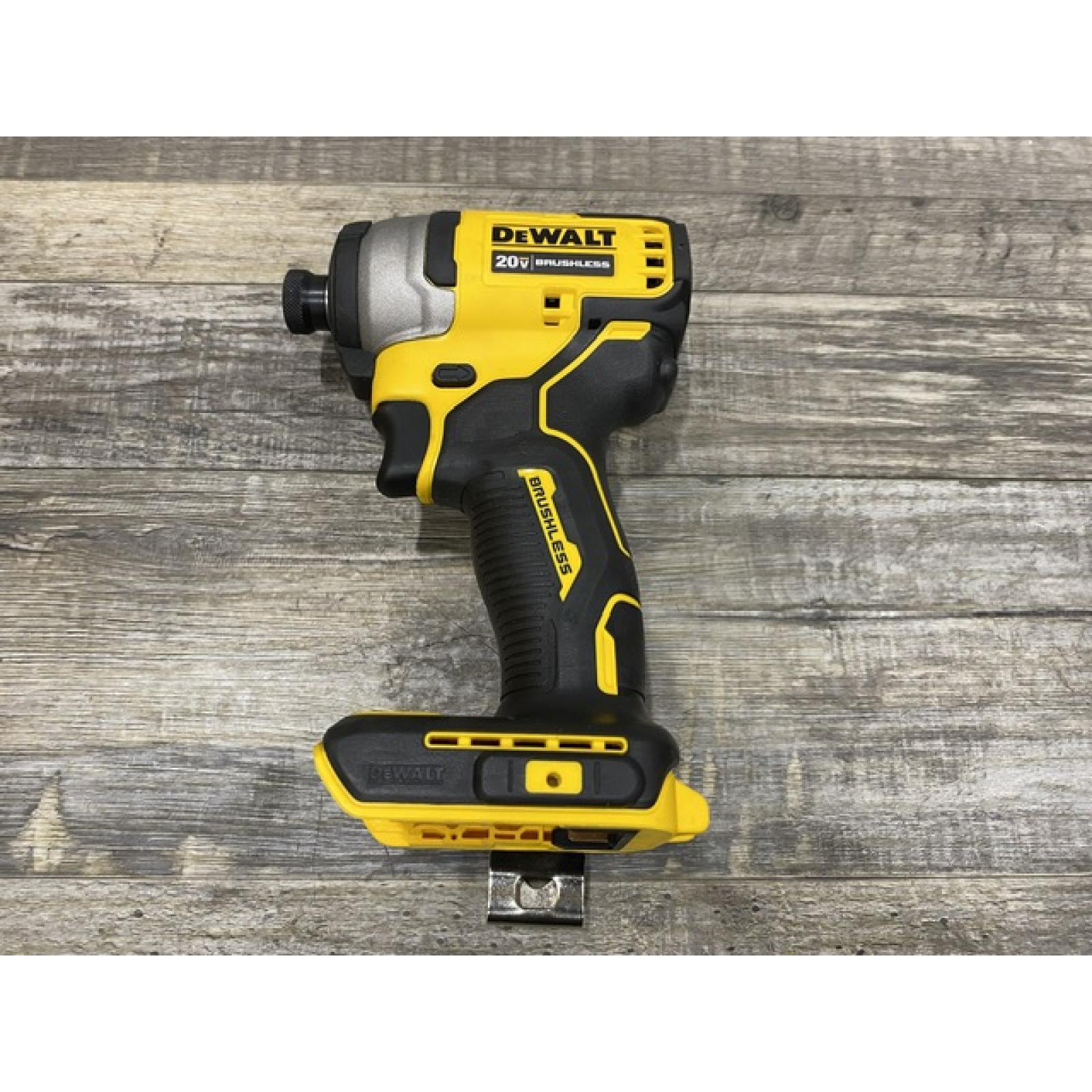 AS-IS DEWALT Atomic 20V Max Lithium-Ion Brushless Cordless Compact 1/4 in. Impact Driver Kit
