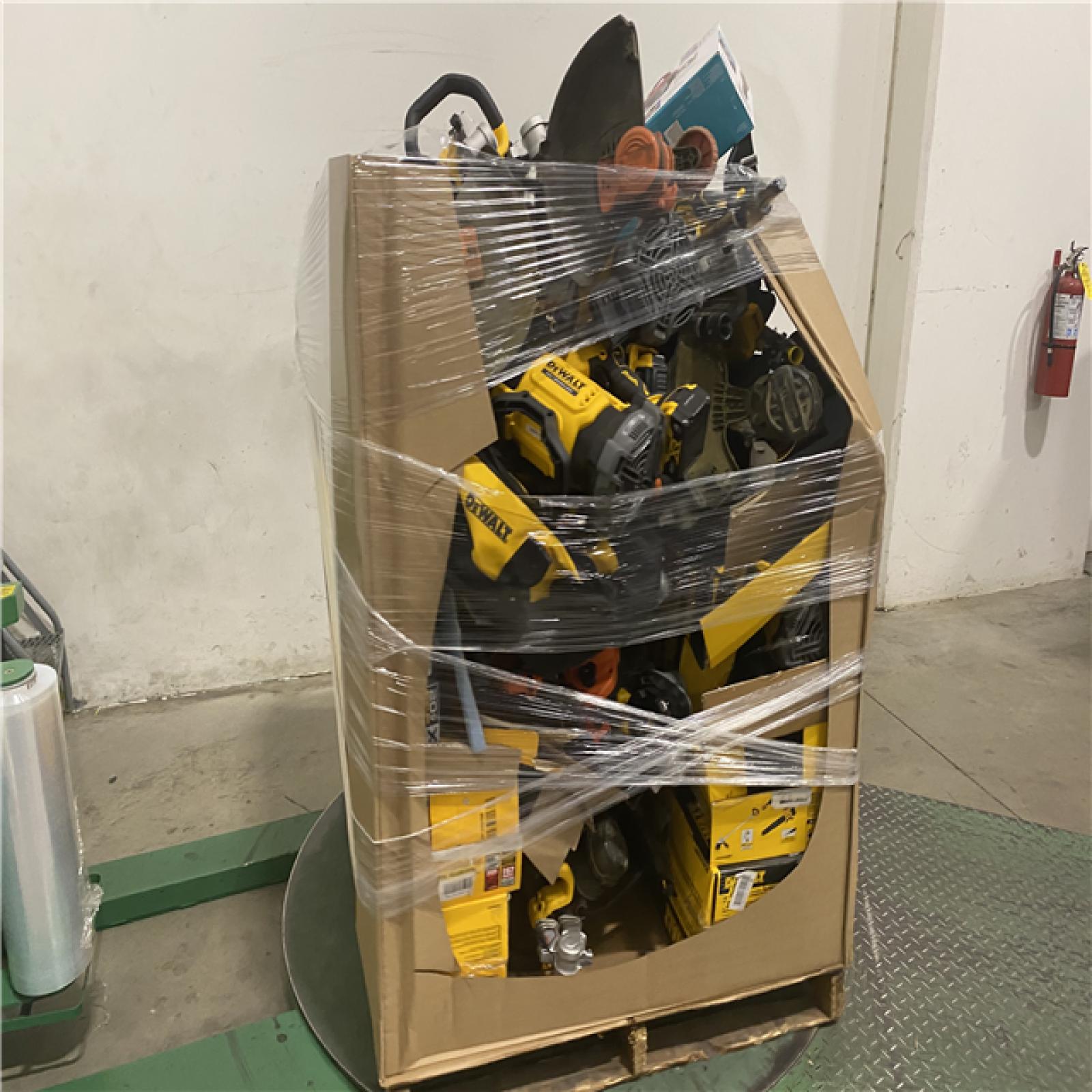 Dallas Location - As-Is DEWALT Tool Pallet