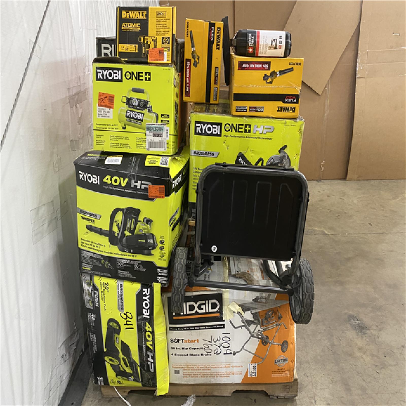 Houston Location AS IS - Tool Pallet