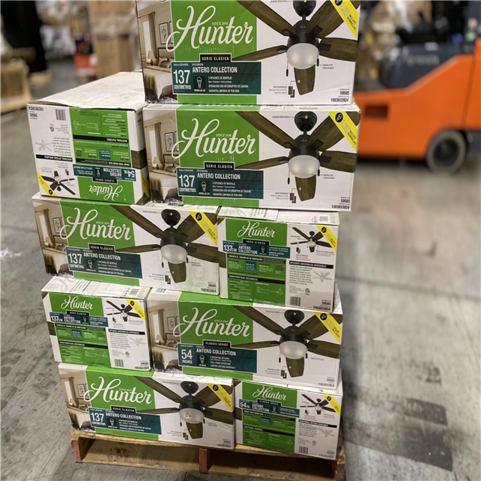 DALLAS LOCATION NEW! Hunter Antero 54 in. LED Indoor Matte Black