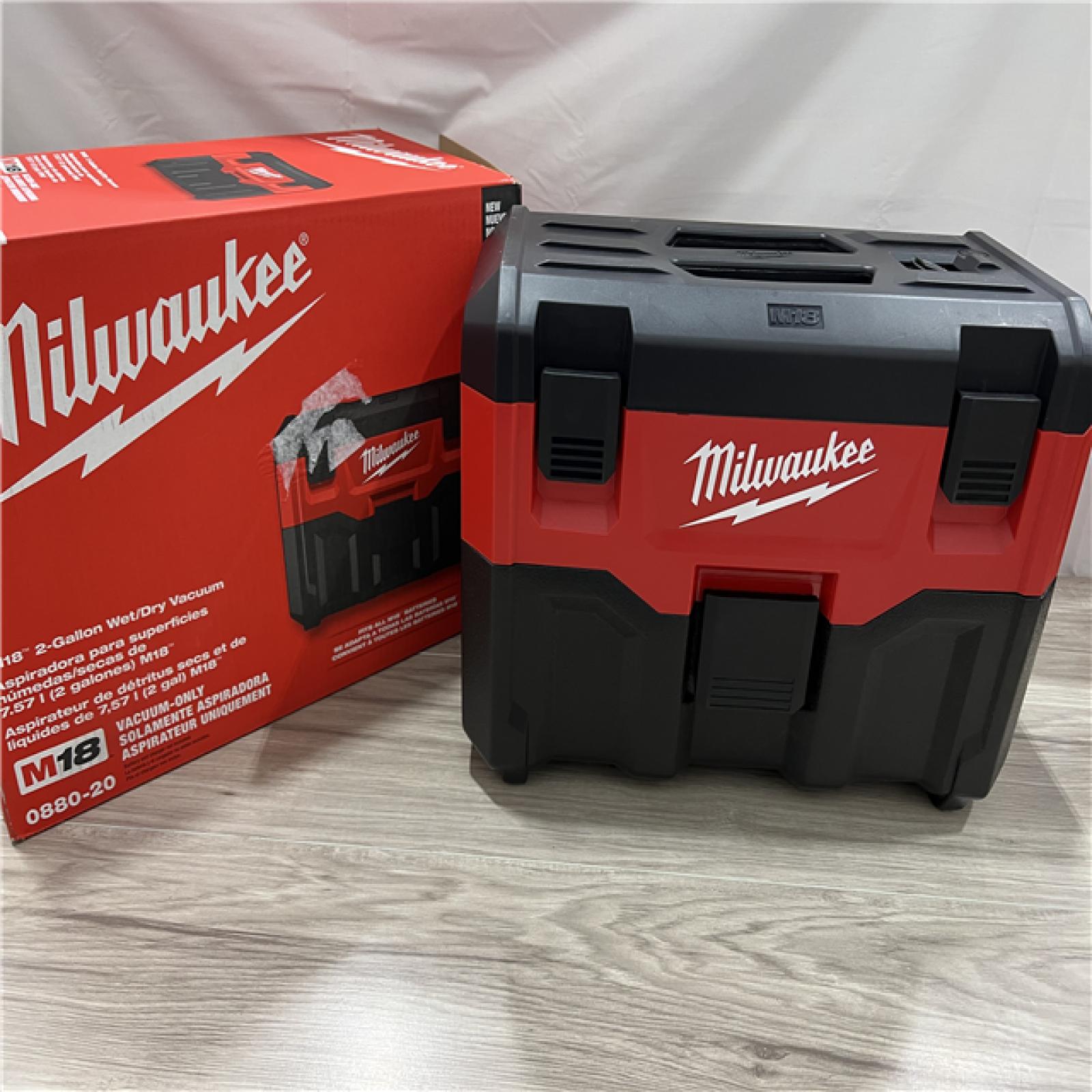 LIKE NEW Milwaukee 18-Volt 2 Gal. Lithium-Ion Cordless Wet/Dry Vacuum (Vacuum-Only)