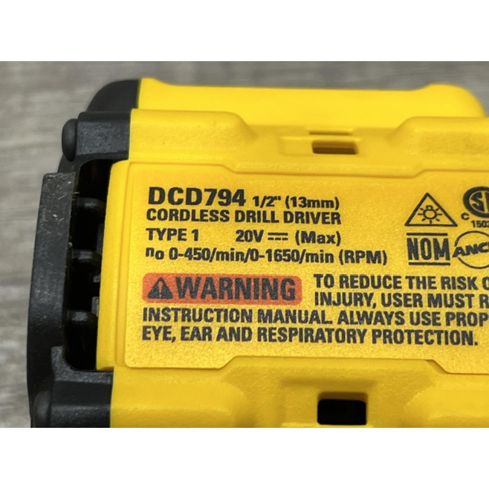 AS-IS DEWALT Atomic 20V Lithium-Ion Cordless Compact 1/2 in. Drill/Driver Kit