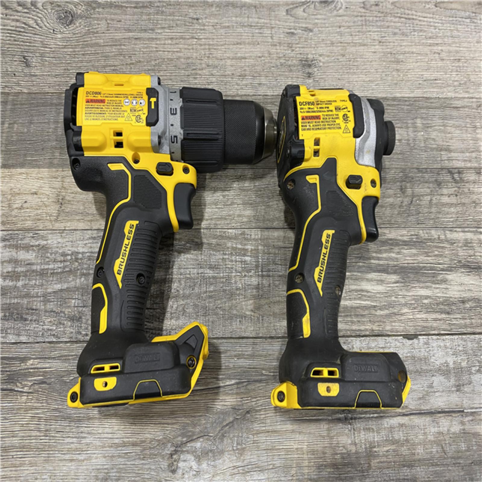 AS-IS DEWALT 20V MAX XR Hammer Drill/ Impact Driver Kit