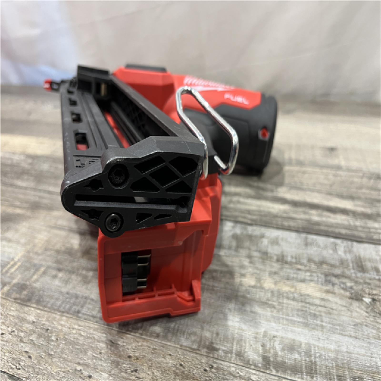 AS-IS Milwaukee FUEL 18-Volt Lithium-Ion Brushless Cordless Gen II 15-Gauge Angled Finish Nailer (Tool-Only)