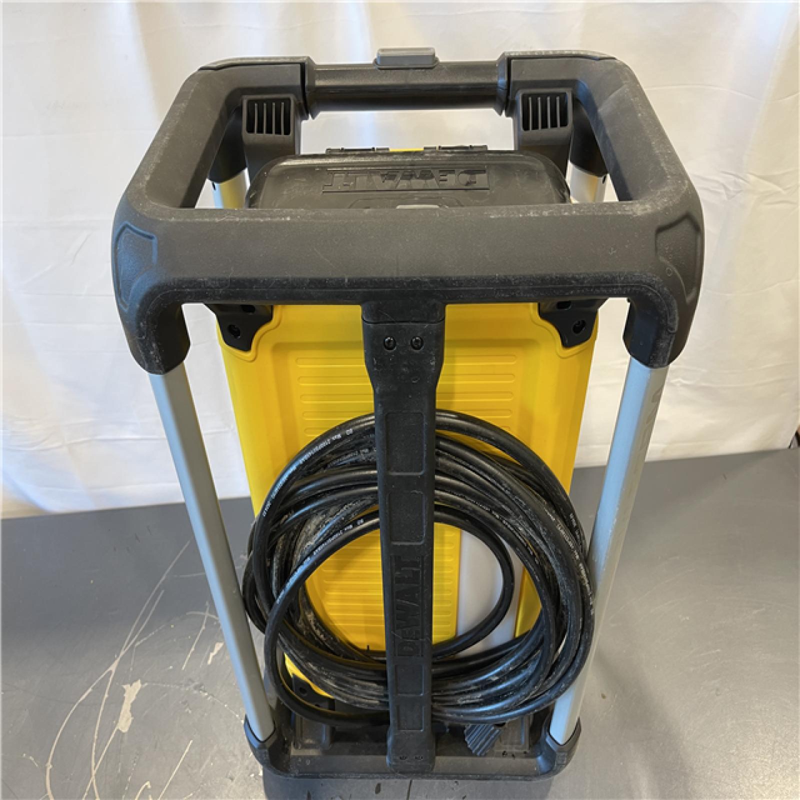 AS-IS - DEWALT 2100 PSI 1.2 GPM 13 Amp Cold Water Electric Pressure Washer