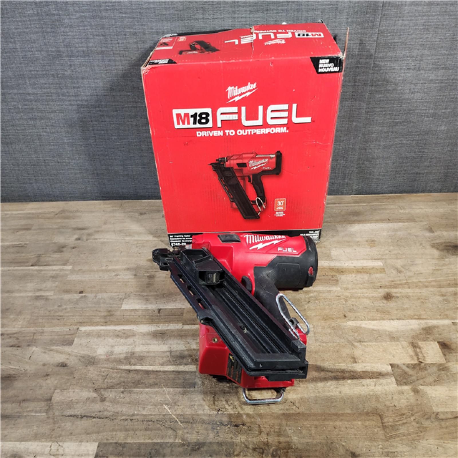 HOUSTON LOCATION - AS-IS Milwaukee M18 FUEL 30 Degree Framing Nailer (TOOL ONLY)