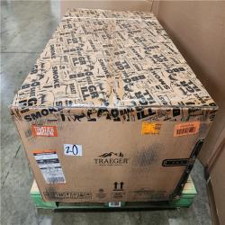 Phoenix Location NEW Traeger Woodridge Pro Wi-Fi Pellet Grill and Smoker in Black (Sealed)
