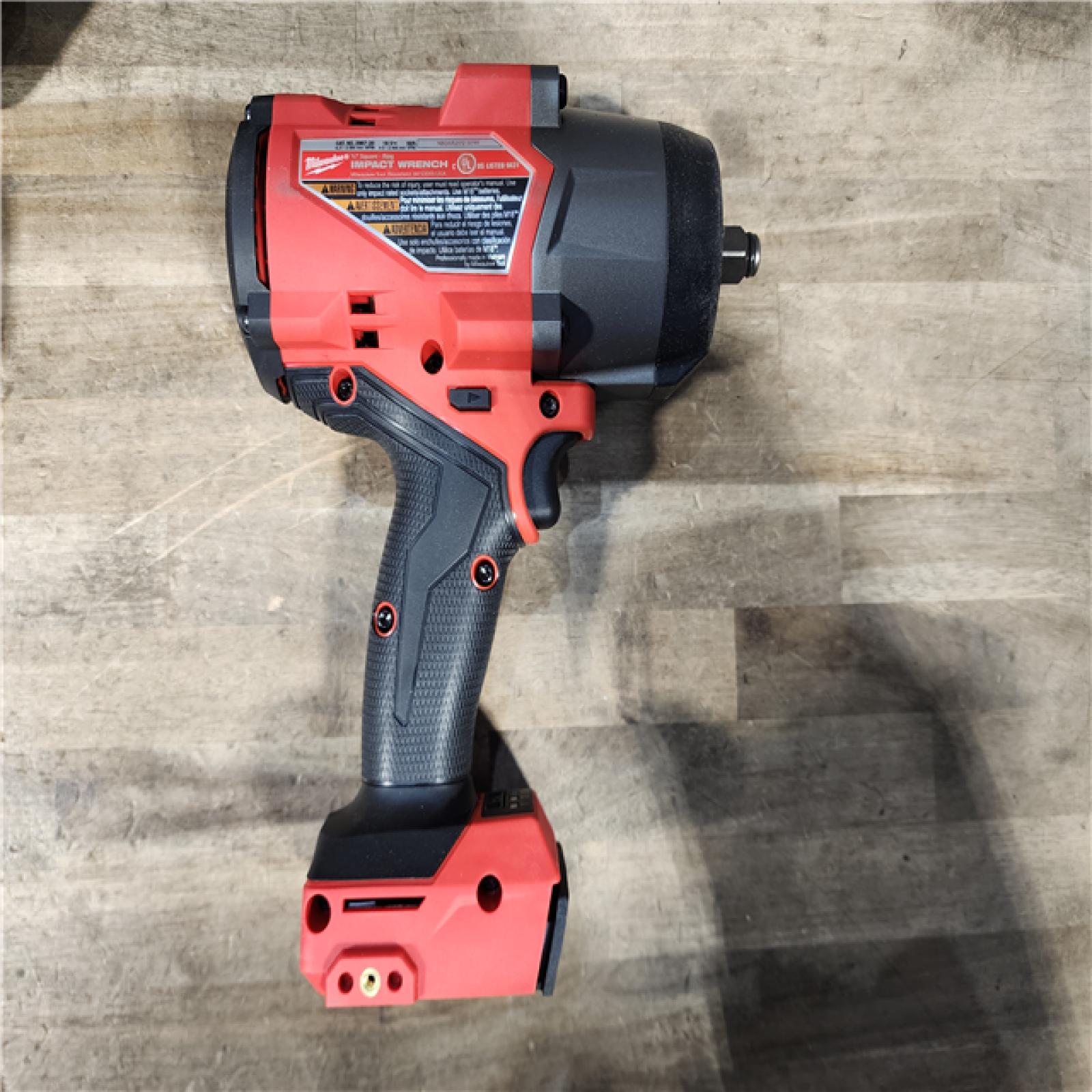 HOUSTON LOCATION - AS-IS Milwaukee FUEL 18V Lithium-Ion Brushless Cordless 1/2 in. Impact Wrench w/Friction Ring Kit