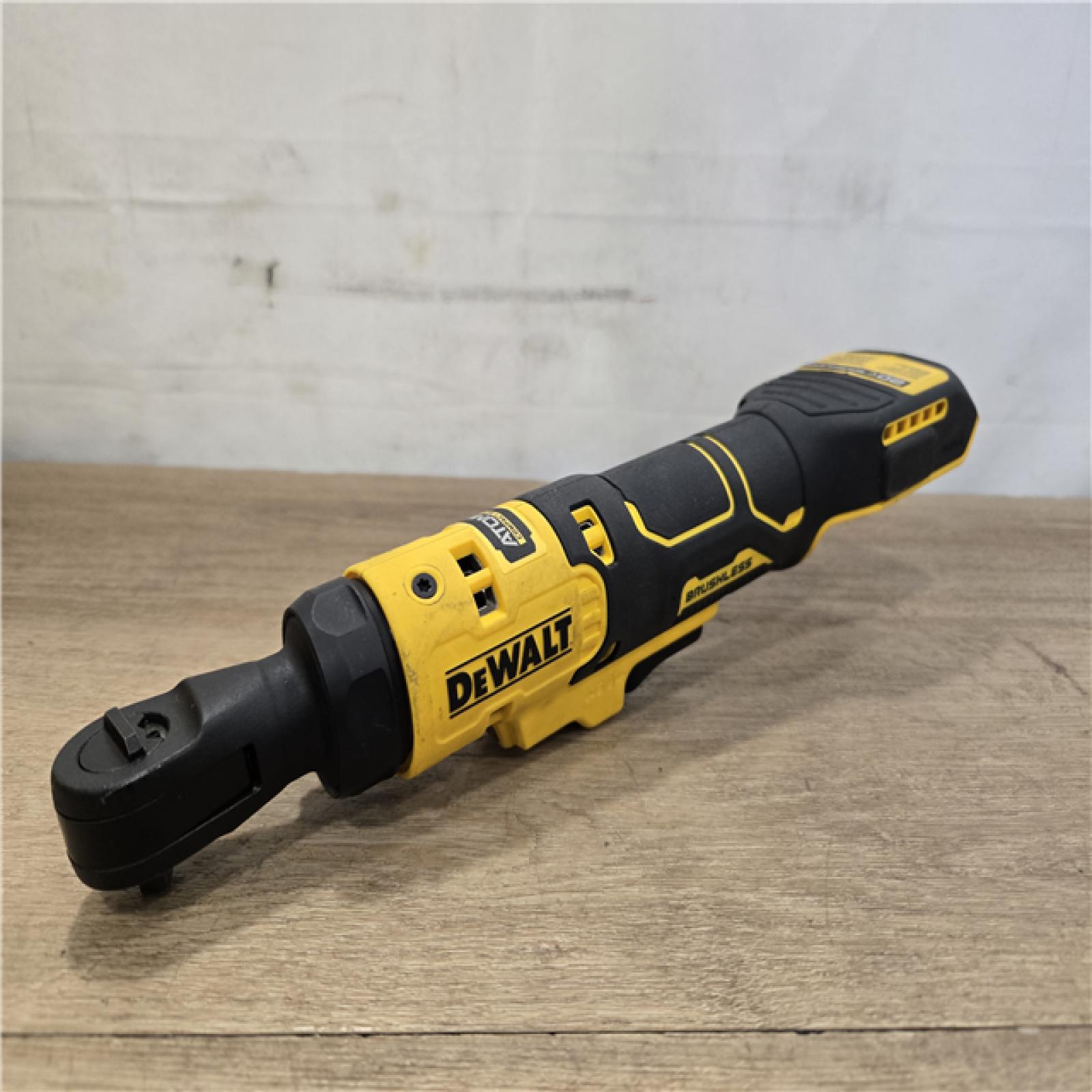 AS-IS DEWALT 20V MAX 1/4 in. Cordless Ratchet (Tool-Only)