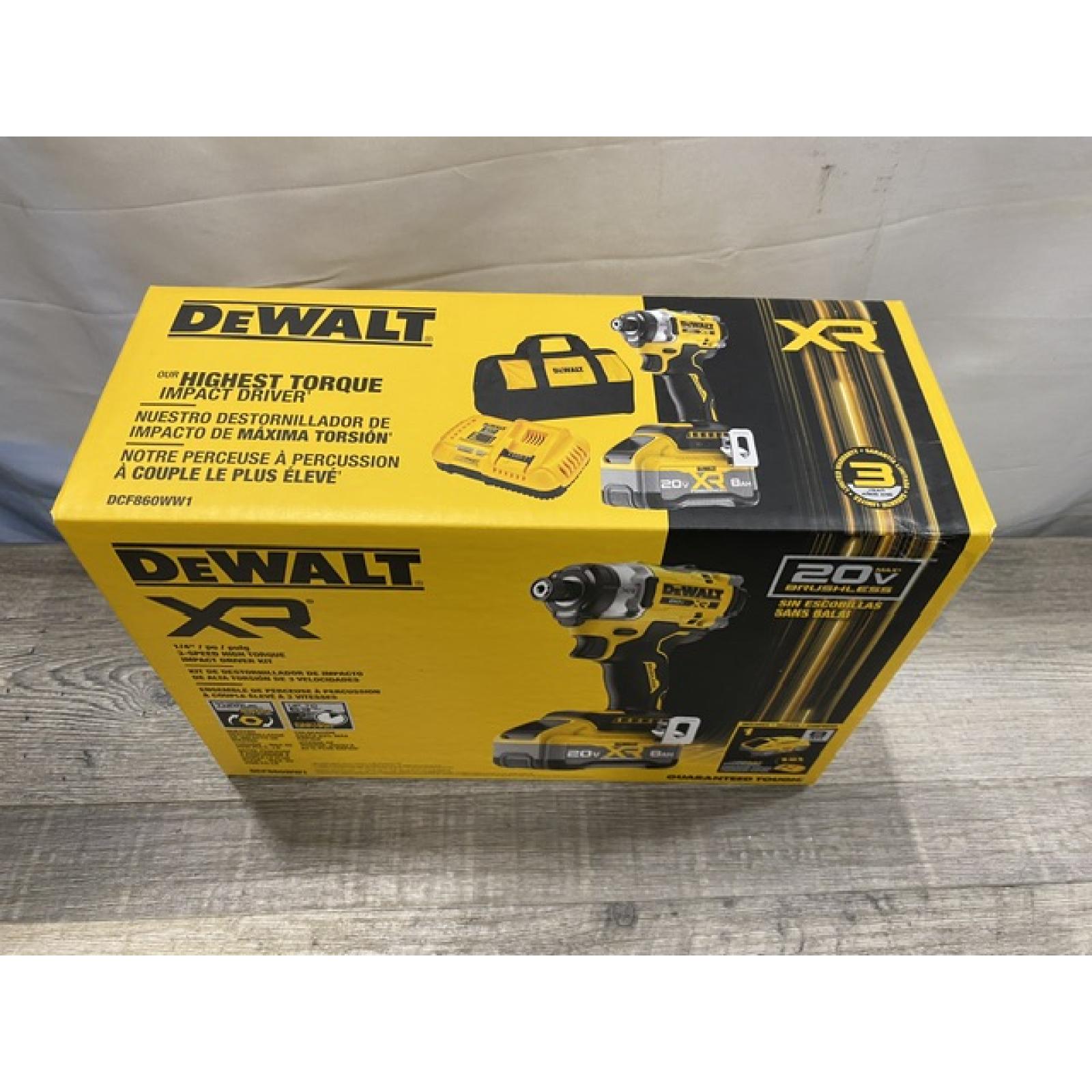 NEW - DEWALT 20V XR Lithium-Ion Cordless Hammer Drill Kit