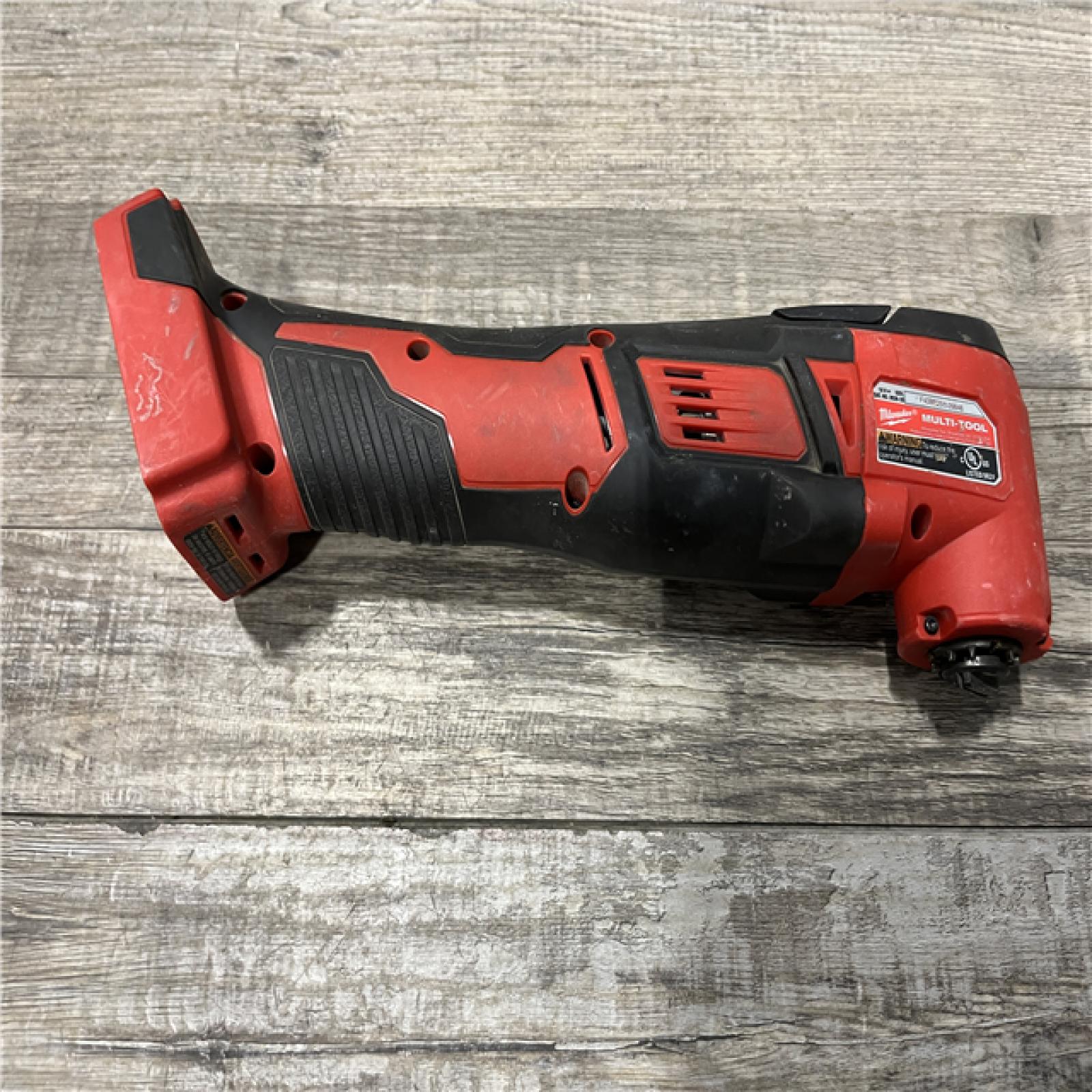 AS-IS Milwaukee 18V Lithium-Ion Cordless Oscillating Multi-Tool (Tool-Only)