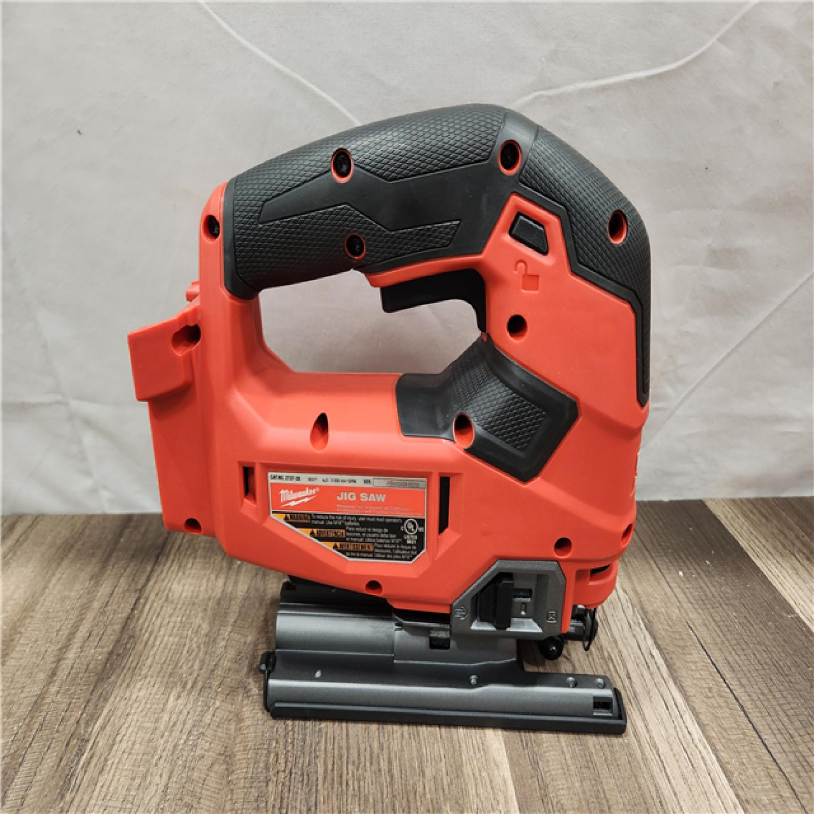 AS-IS- Milwaukee M18 FUEL 18V Lithium-Ion Brushless Cordless Jig Saw (Tool-Only)