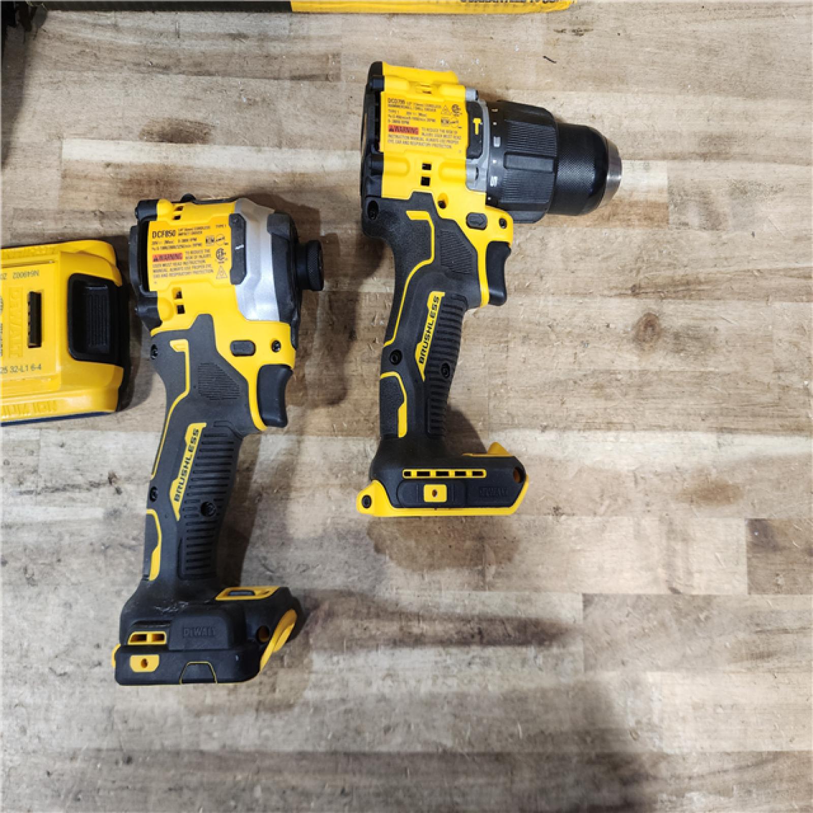HOUSTON LOCATION - AS - IS DEWALT ATOMIC 20V MAX Lithium-Ion Cordless 2-Tool Combo Kit