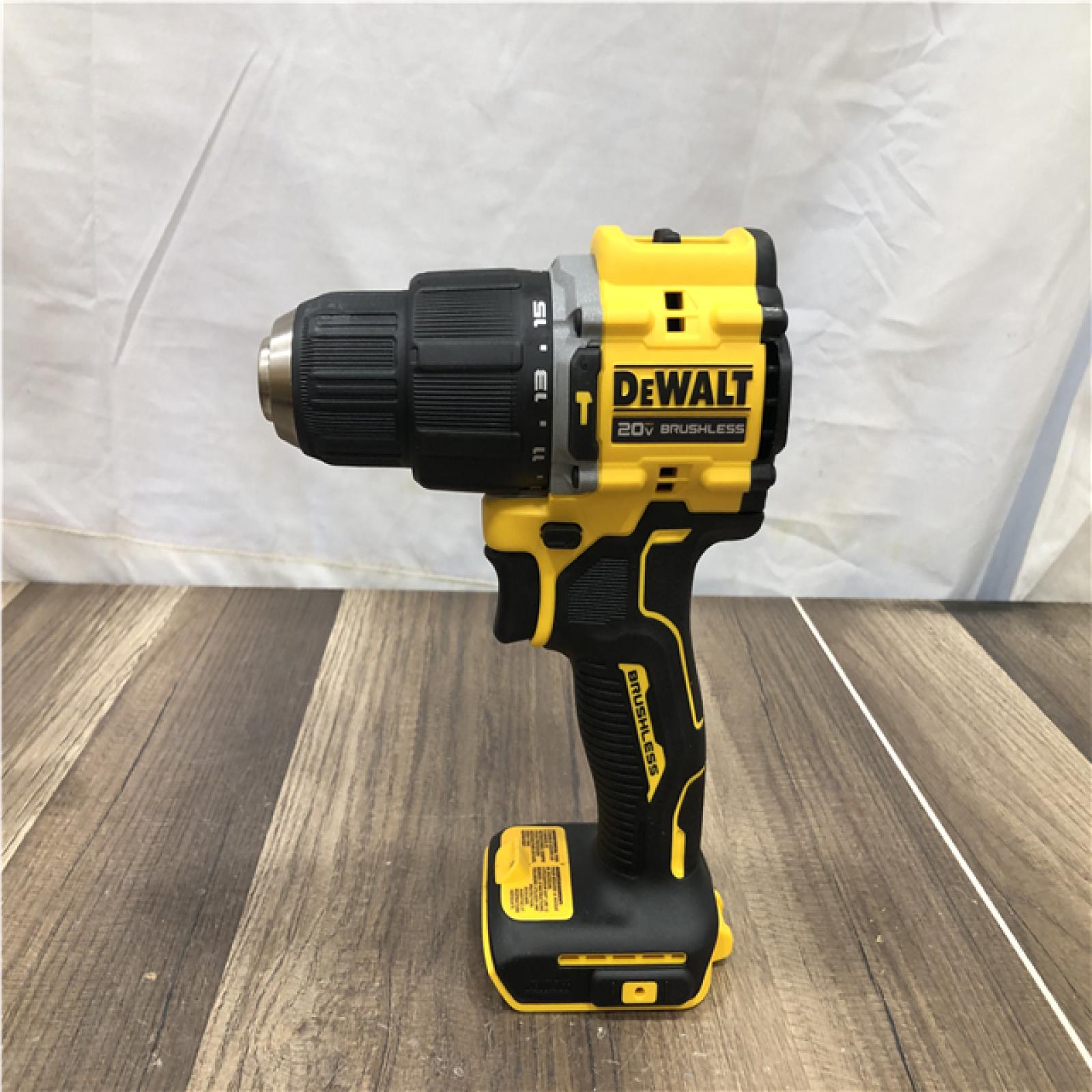 AS-IS DEWALT ATOMIC 20V Cordless 1/2 in. Compact Hammer Drill Kit