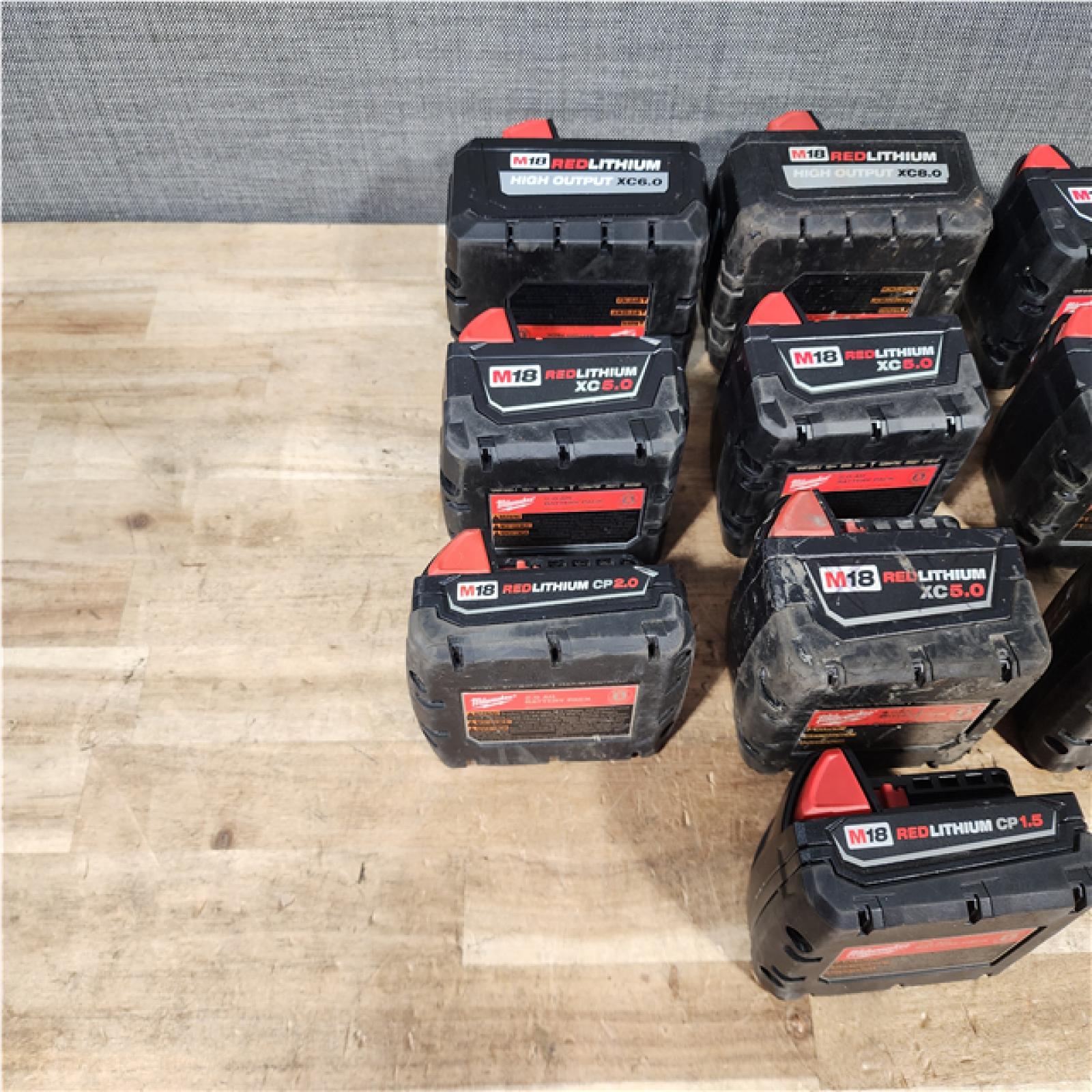 HOUSTON LOCATION - AS - IS MILWAUKEE BATTERY PACK QTY - 10