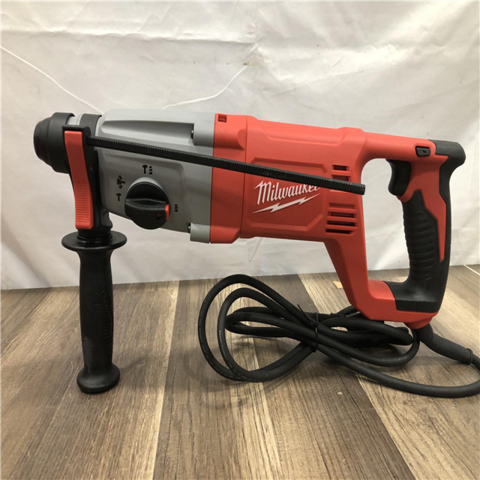 AS-IS Milwaukee 8 Amp Corded 1 in. SDS D-Handle Rotary Hammer