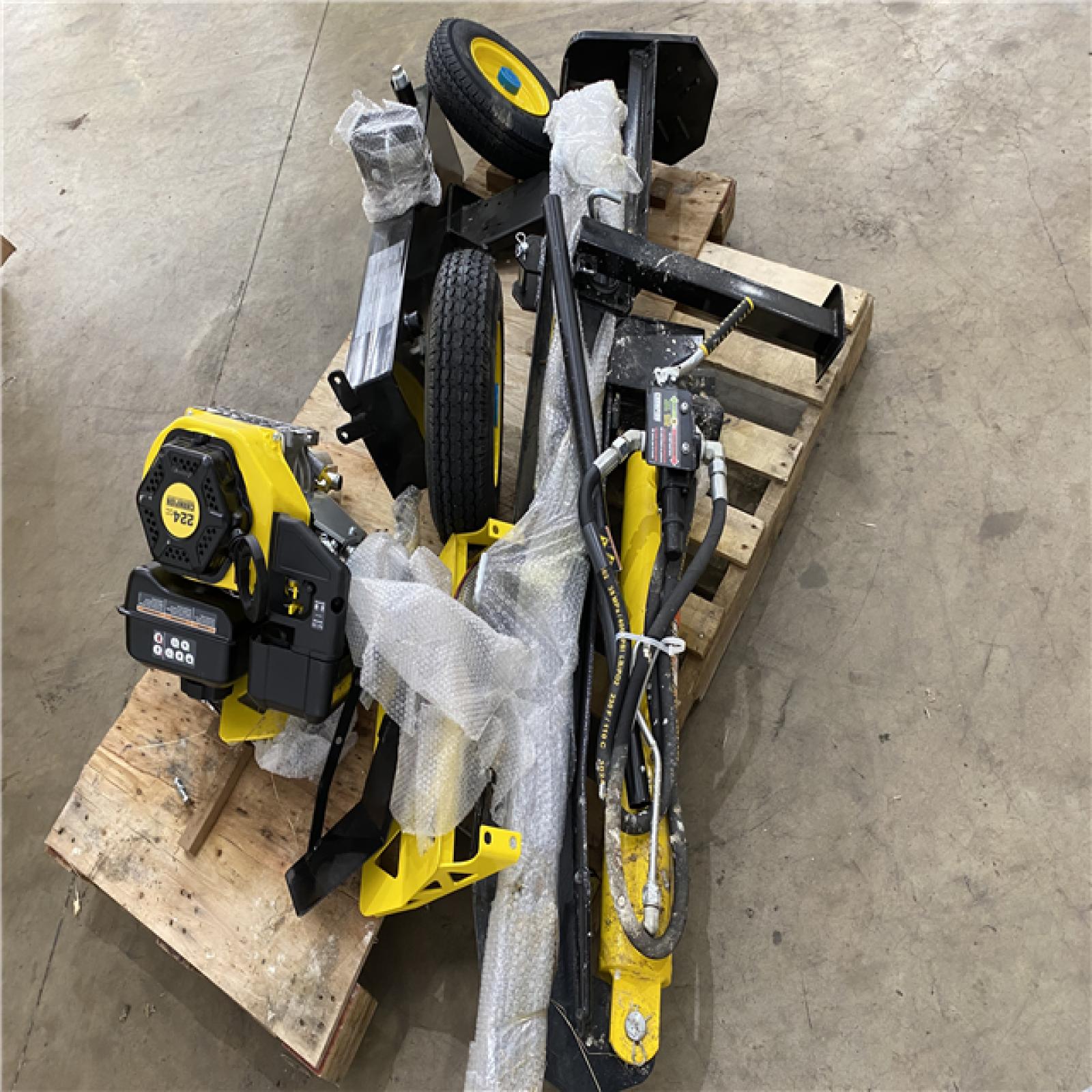 Houston Location AS IS - Champion 27 Ton Log Splitter