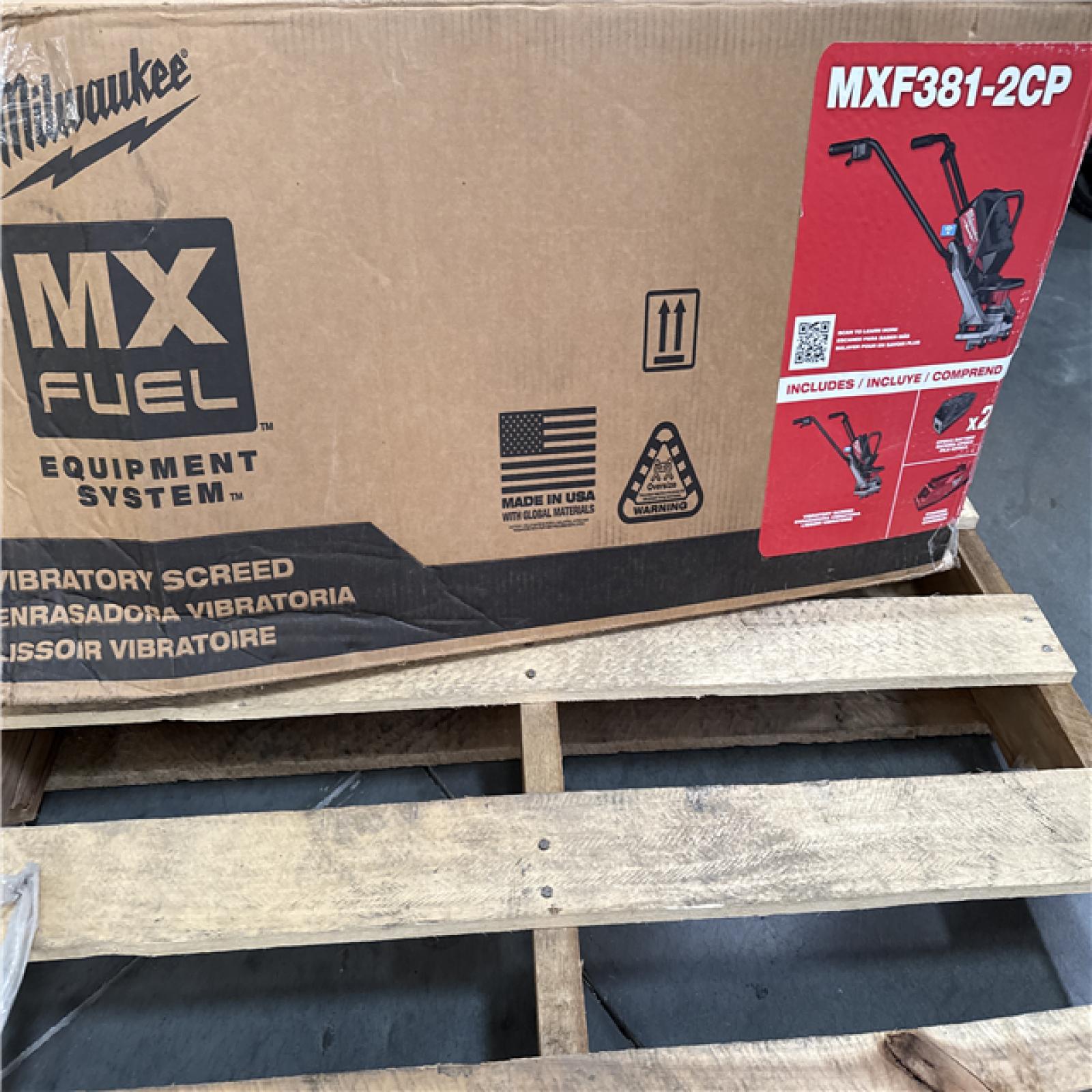 California AS-IS Milwaukee Cordless Vibratory Screed  Includes (2) Batteries & Charger