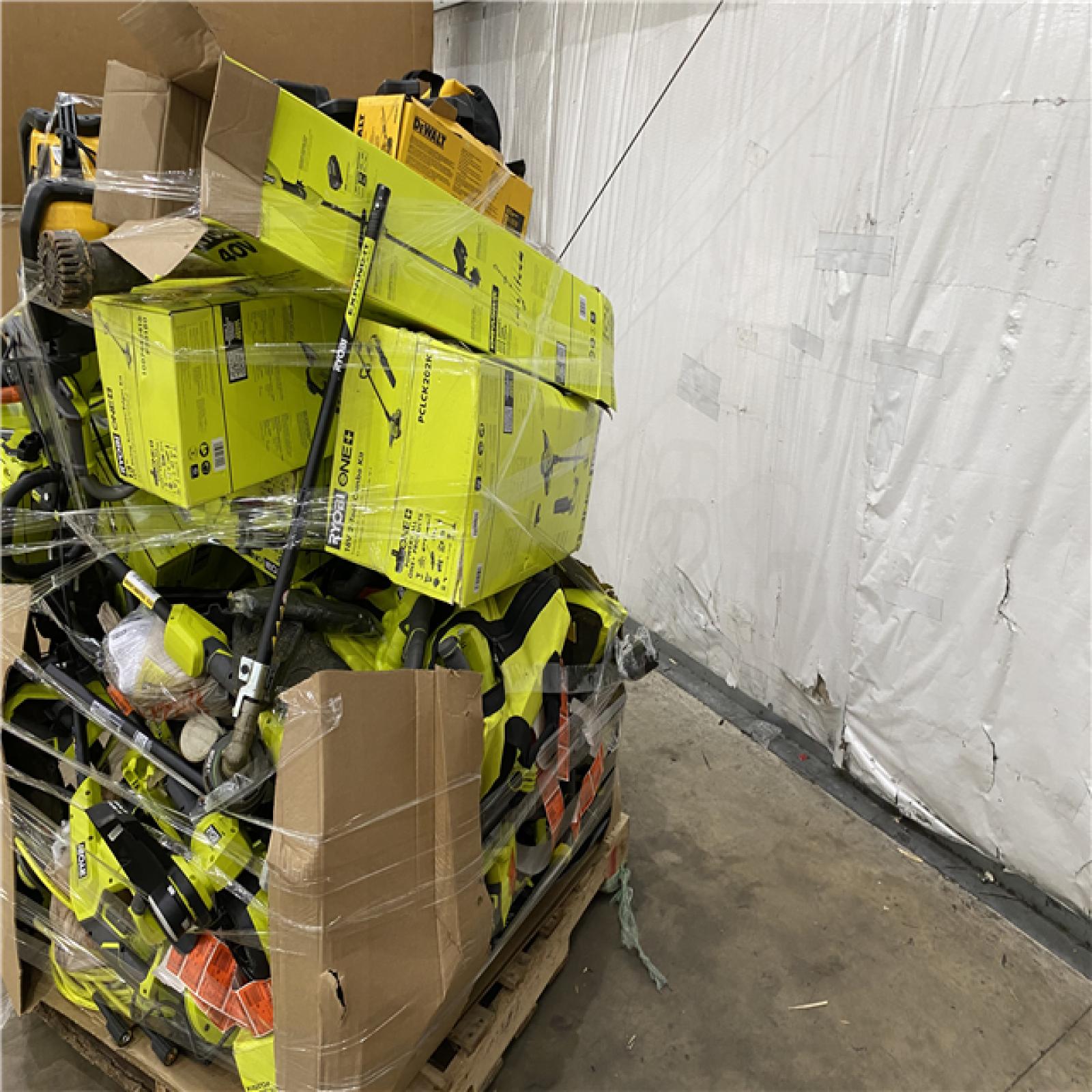 Houston Location AS IS - Tool Pallet