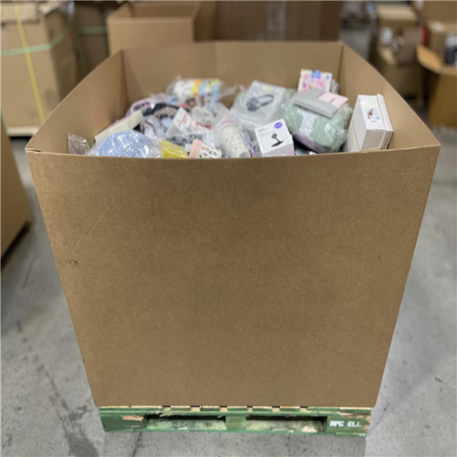 DALLAS LOCATION - NEW! BULLSEYE MIXED PALLET