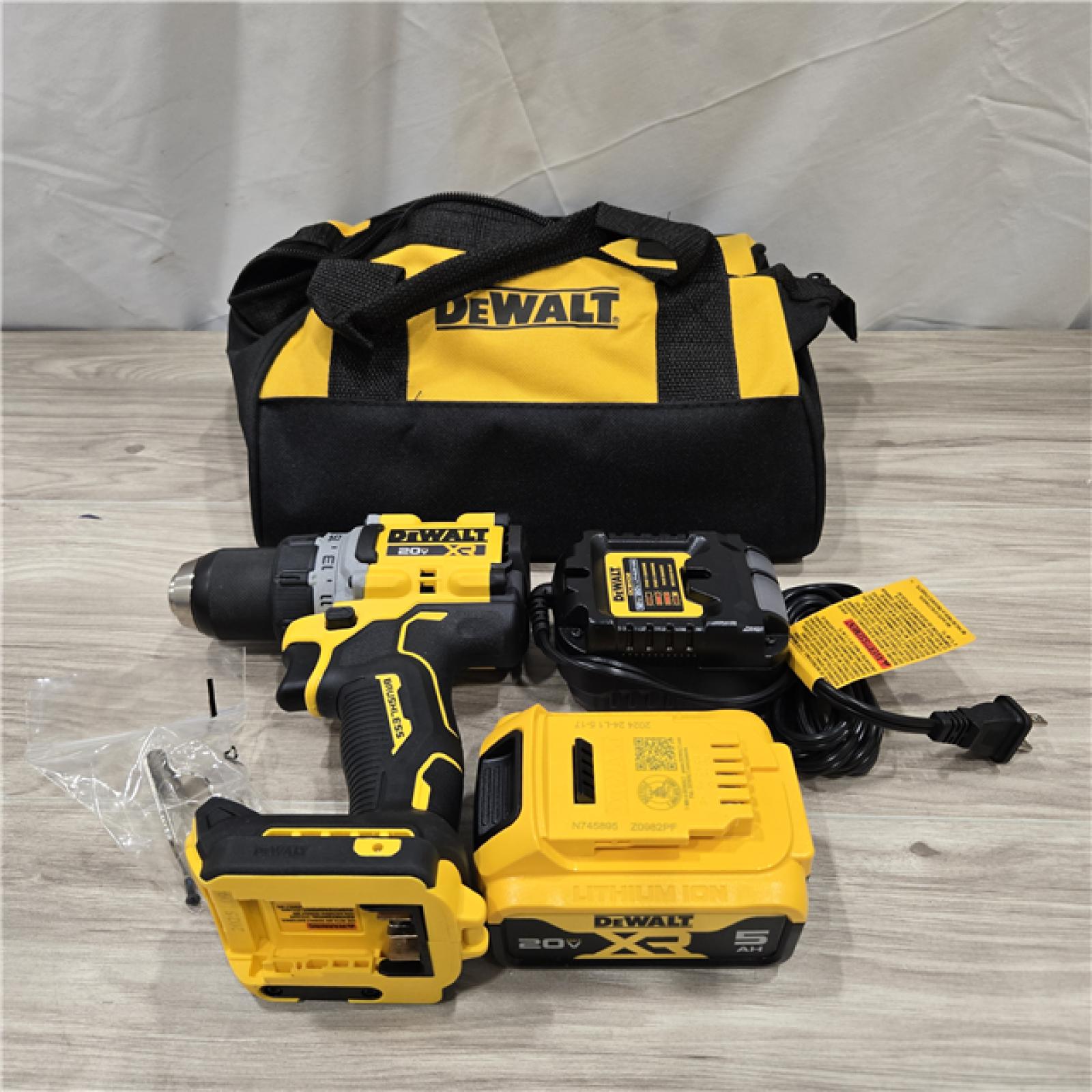 AS-IS DEWALT 20V MAX XR Cordless Drill/Driver Kit