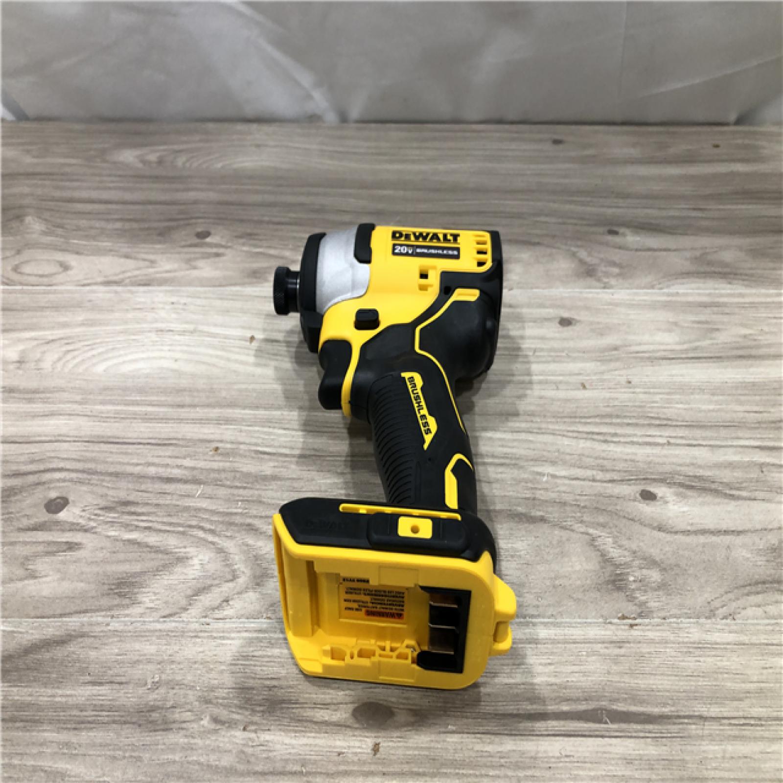 AS-IS DEWALT Atomic 20V Max Lithium-Ion Cordless Compact 1/4 in. Impact Driver Kit