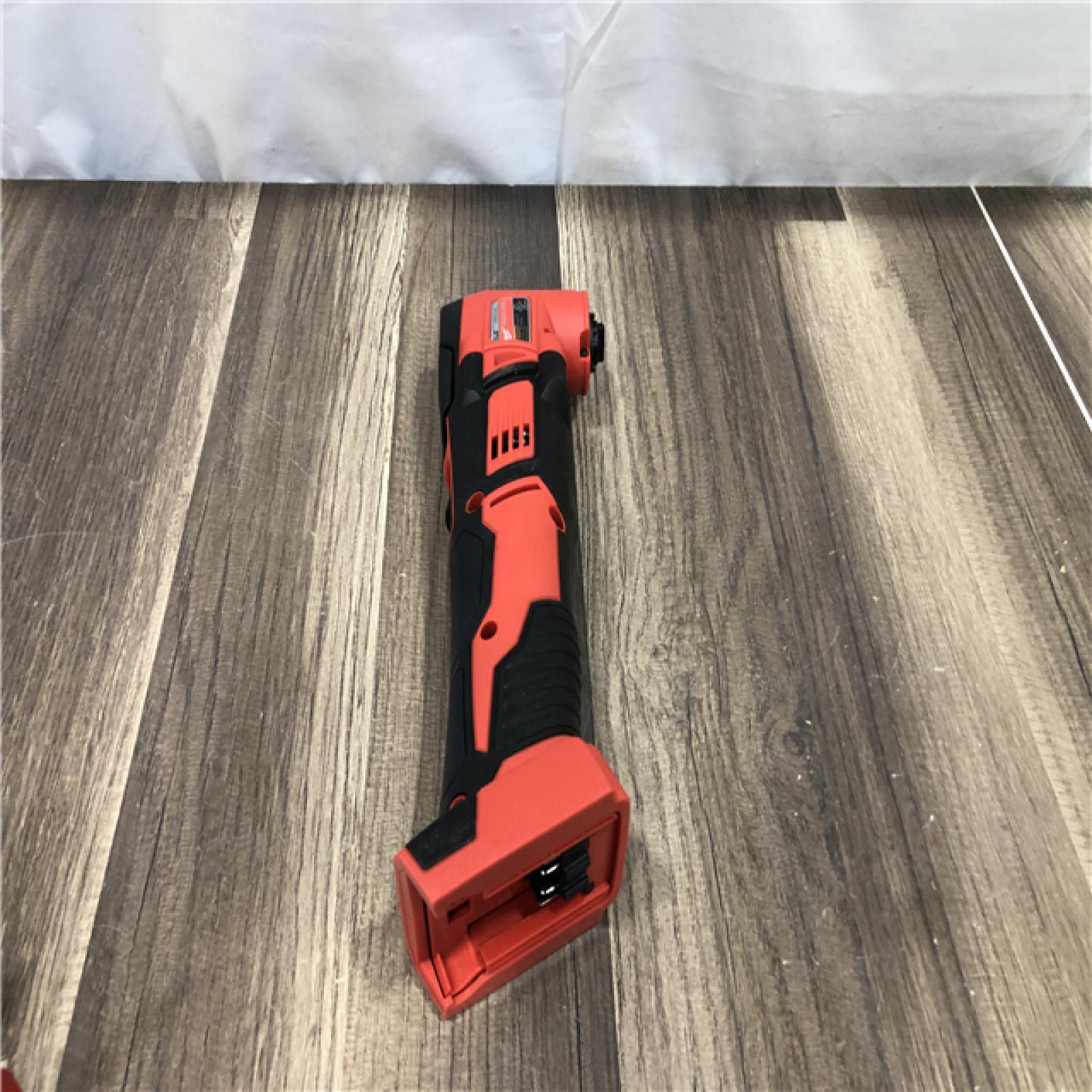 AS-IS Milwaukee 18V Lithium-Ion Cordless Oscillating Multi-Tool (Tool-Only)