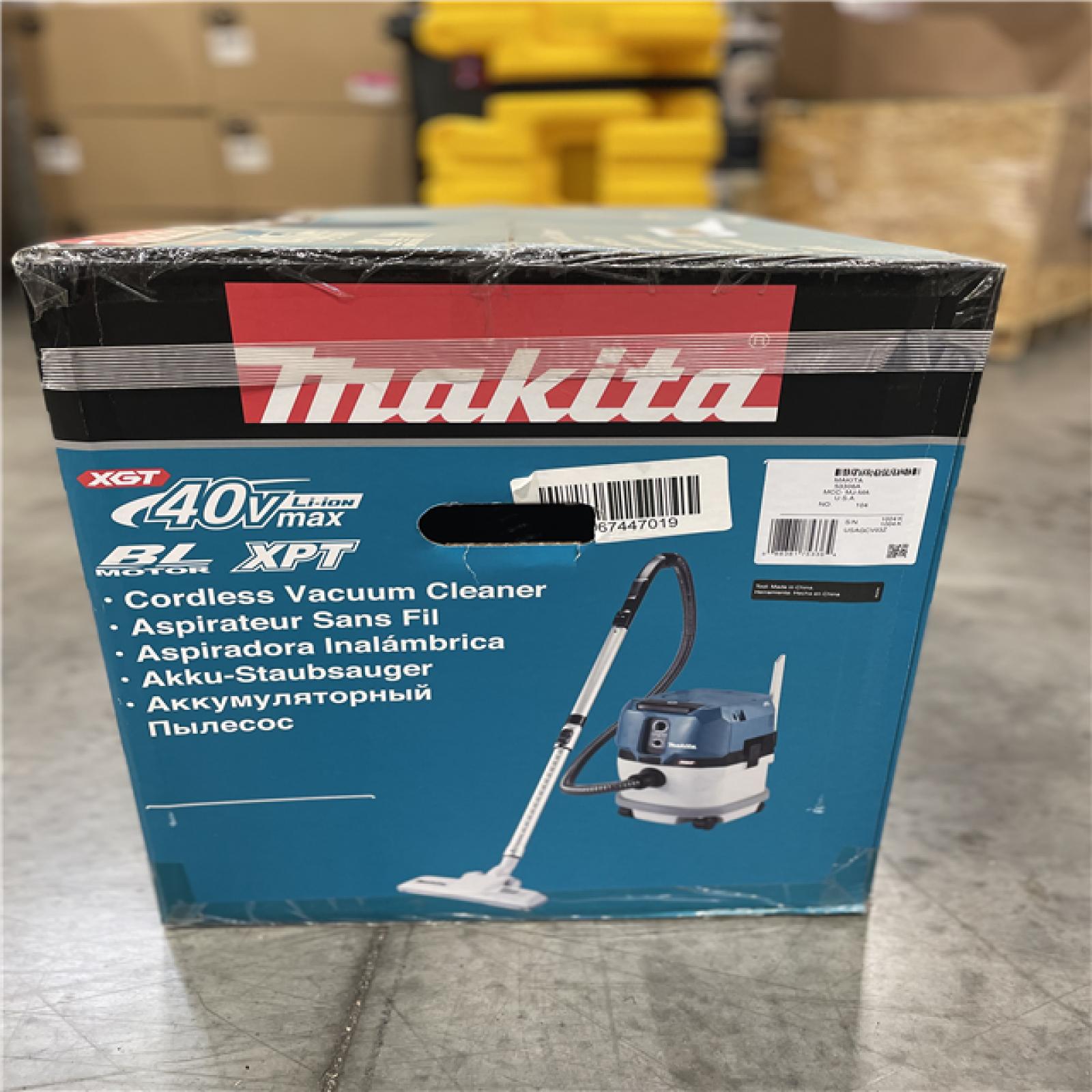 NEW! - MAKITA 40V max XGT Brushless Cordless 4 Gal. Wet/Dry Dust Extractor/Vacuum (Tool Only)