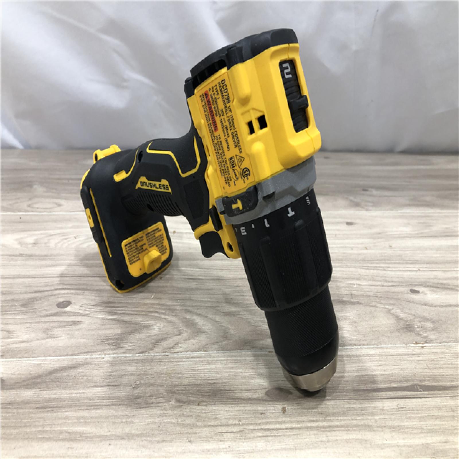 AS-IS DeWalt 20V MAX Atomic Cordless 2 Tool Compact Hammer Drill and Impact Driver Kit