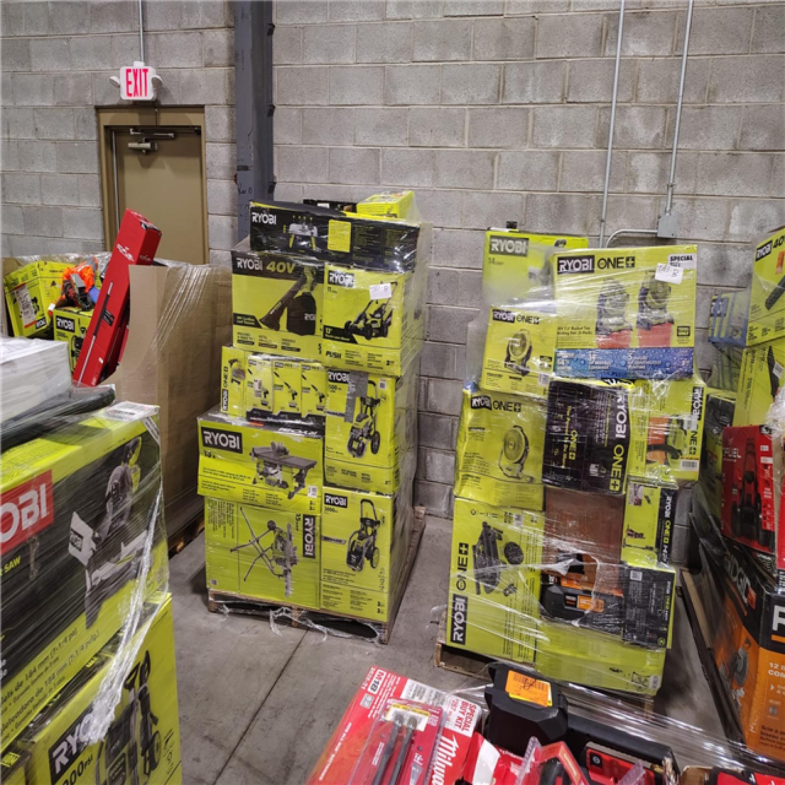 Pittston Location As-Is Power Tools Partial Truckload (10 pallets) 4583-B