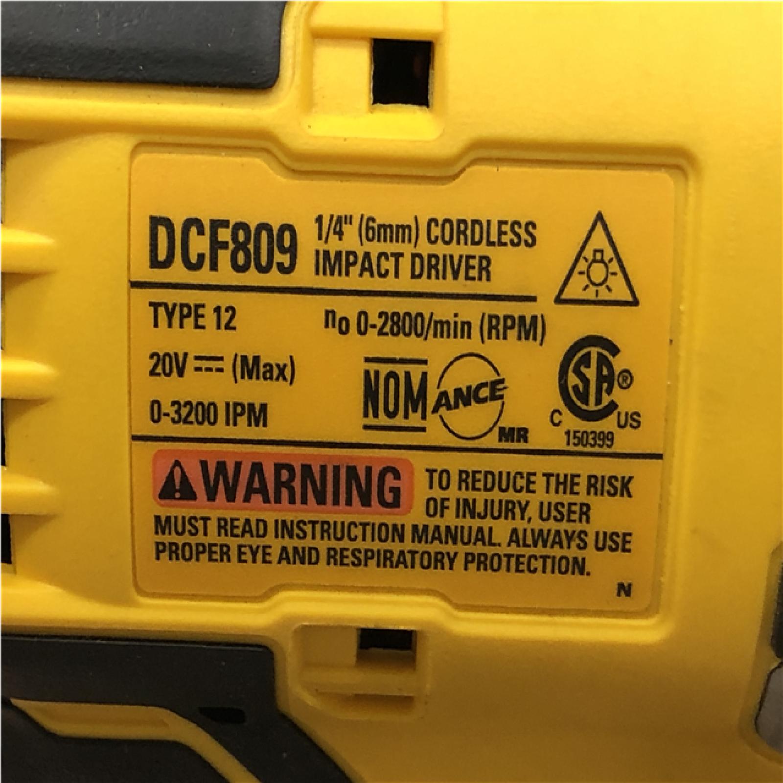 AS-IS DEWALT Atomic 20V Max Lithium-Ion Brushless Cordless Compact 1/4 in. Impact Driver Kit
