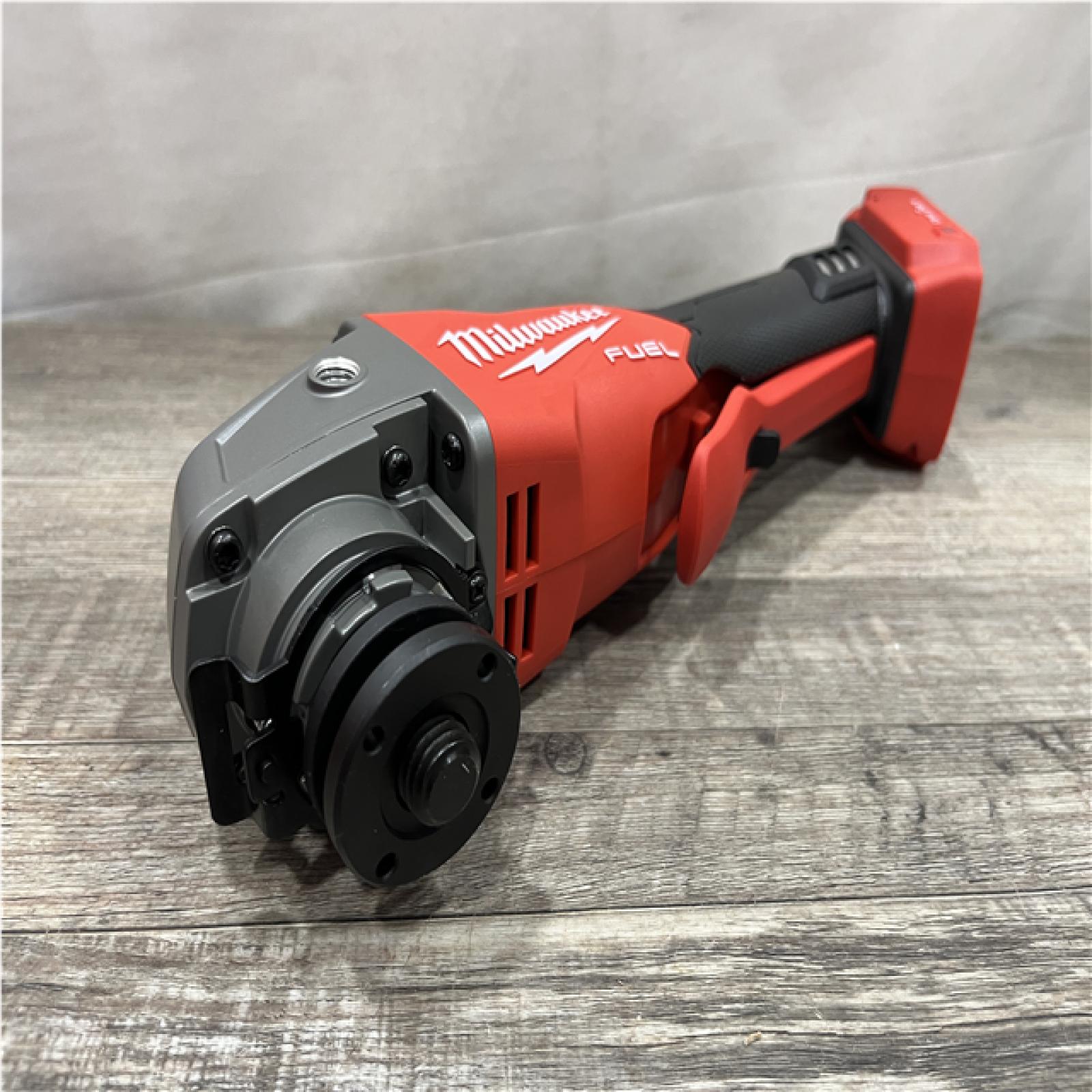 AS-IS Milwaukee FUEL 18V Lithium-Ion Brushless Cordless 4-1/2 in./5 in. Braking Grinder Kit