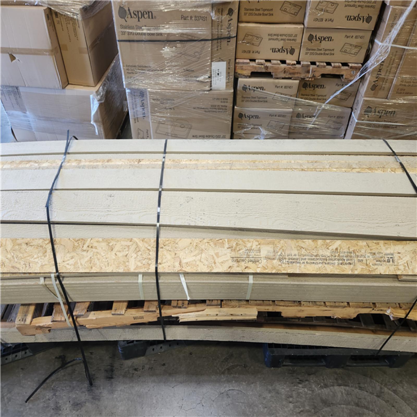 Phoenix Location Pallet of LP Smart Side Trim Pieces