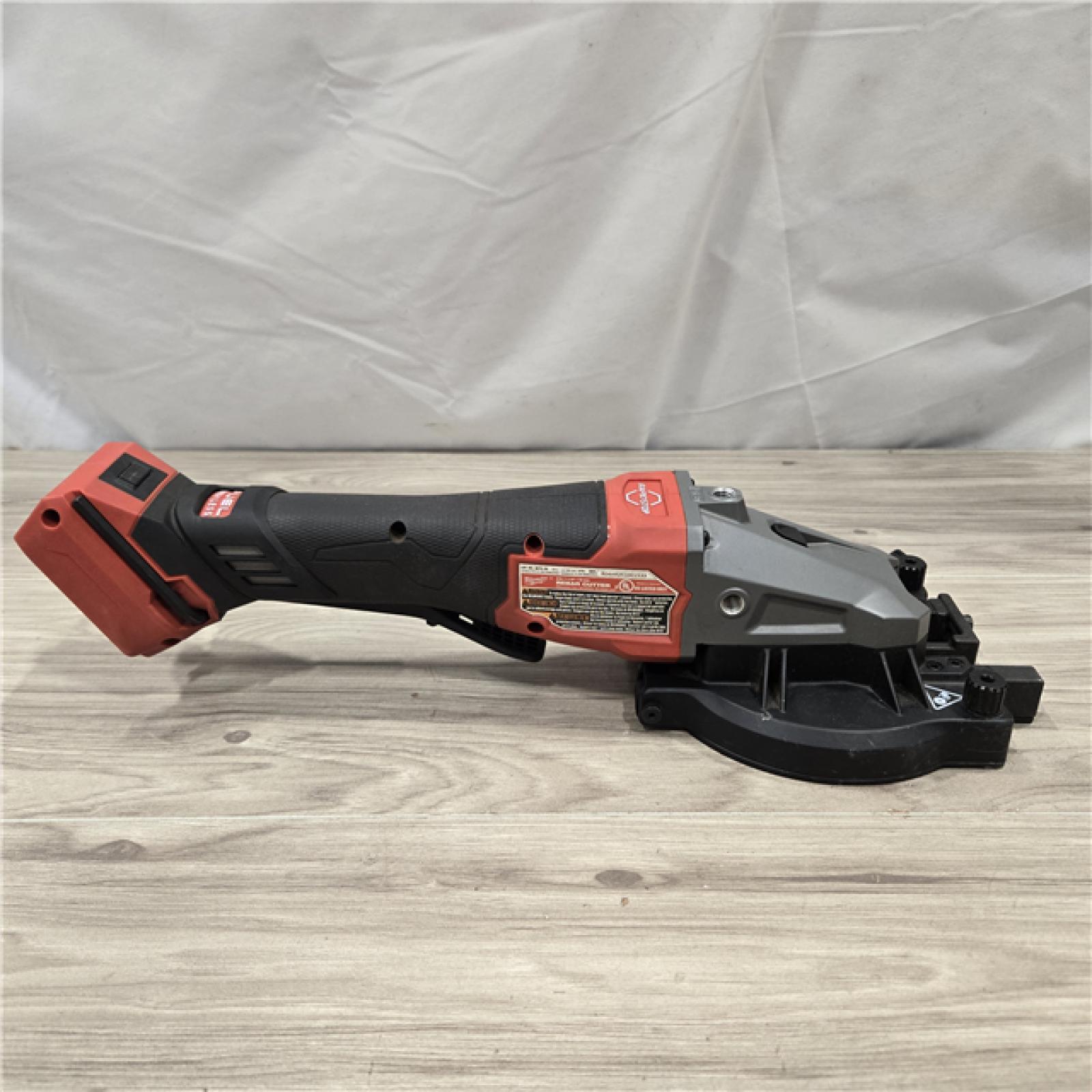 AS-IS Milwaukee M18 FUEL 18VCordless #10 (1-1/4in. ) Rebar Cutter