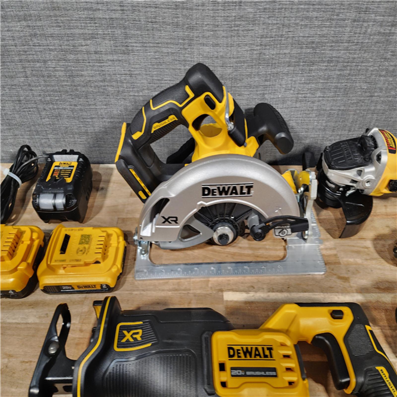 HOUSTON LOCATION - AS-IS DEWALT 6 TOOL COMBO KIT W/ (2) BATTERY & CHARGER