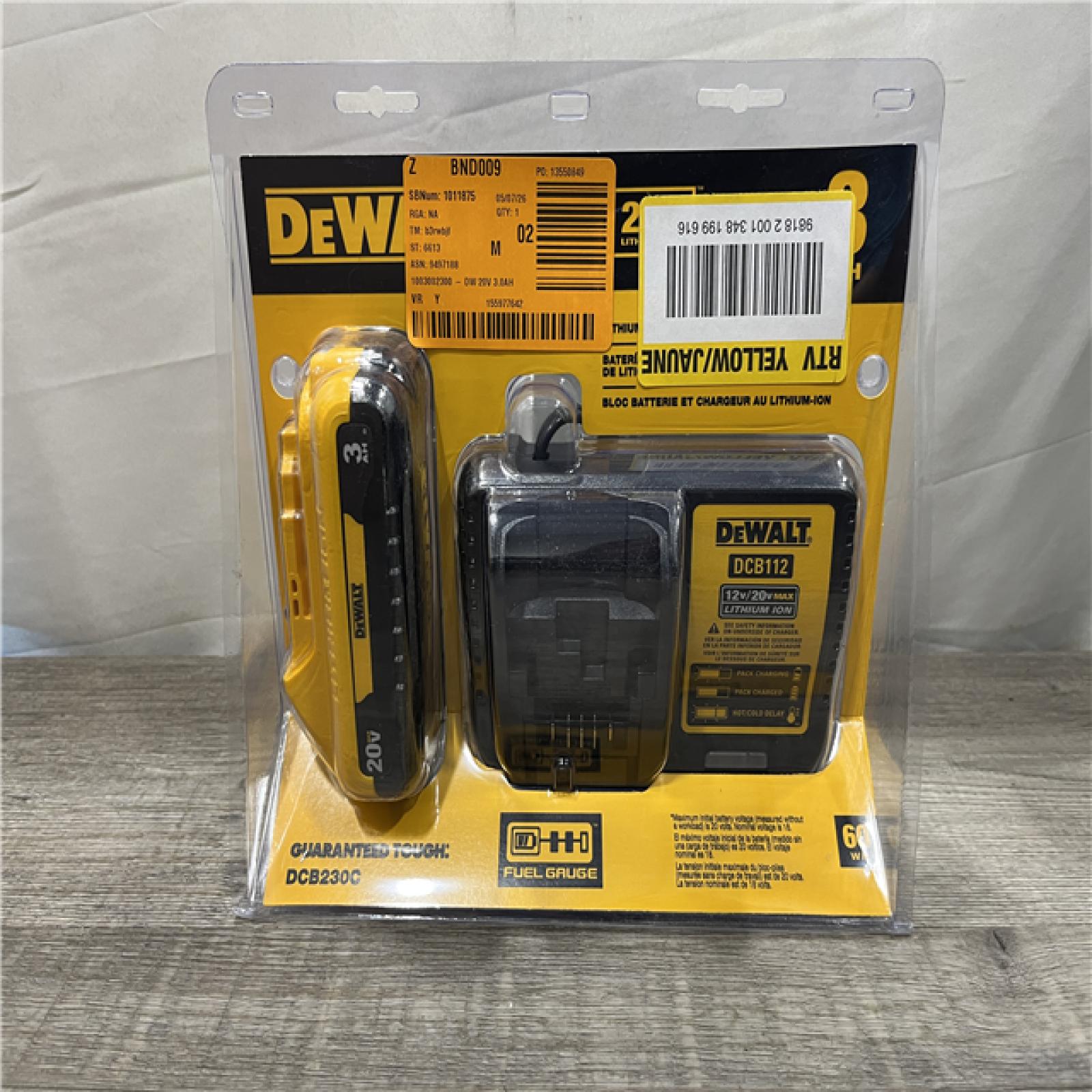 NEW - DEWALT 20V MAX Lithium-Ion 3.0Ah Battery with 12V to 20V MAX Charger
