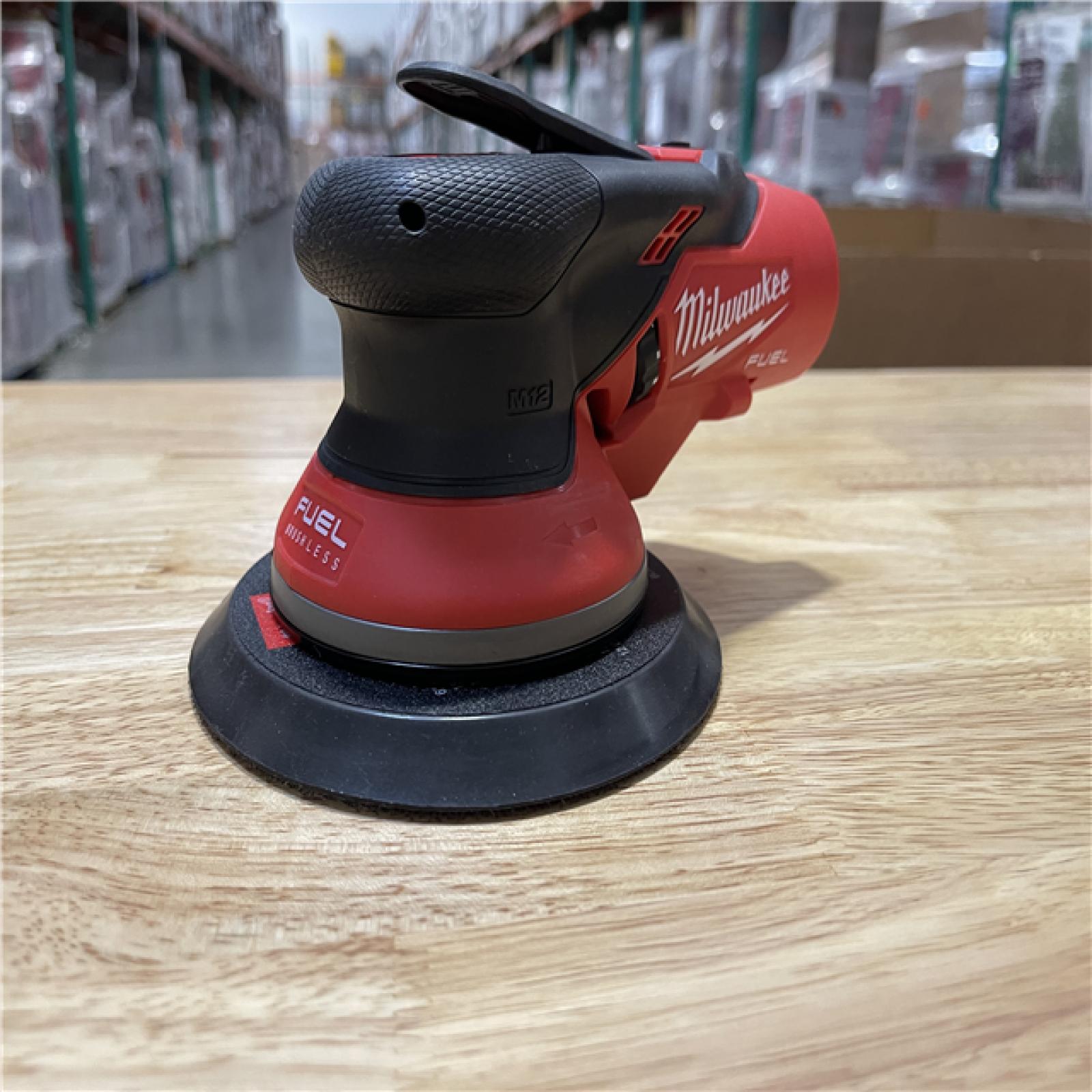 Milwaukee M12 FUEL 12-Volt Li-Ion Brushless Cordless 6 in. Random Orbital Sander Kit (3/32 in) w M12 XC 5.0Ah & CP 2.5Ah Batteries