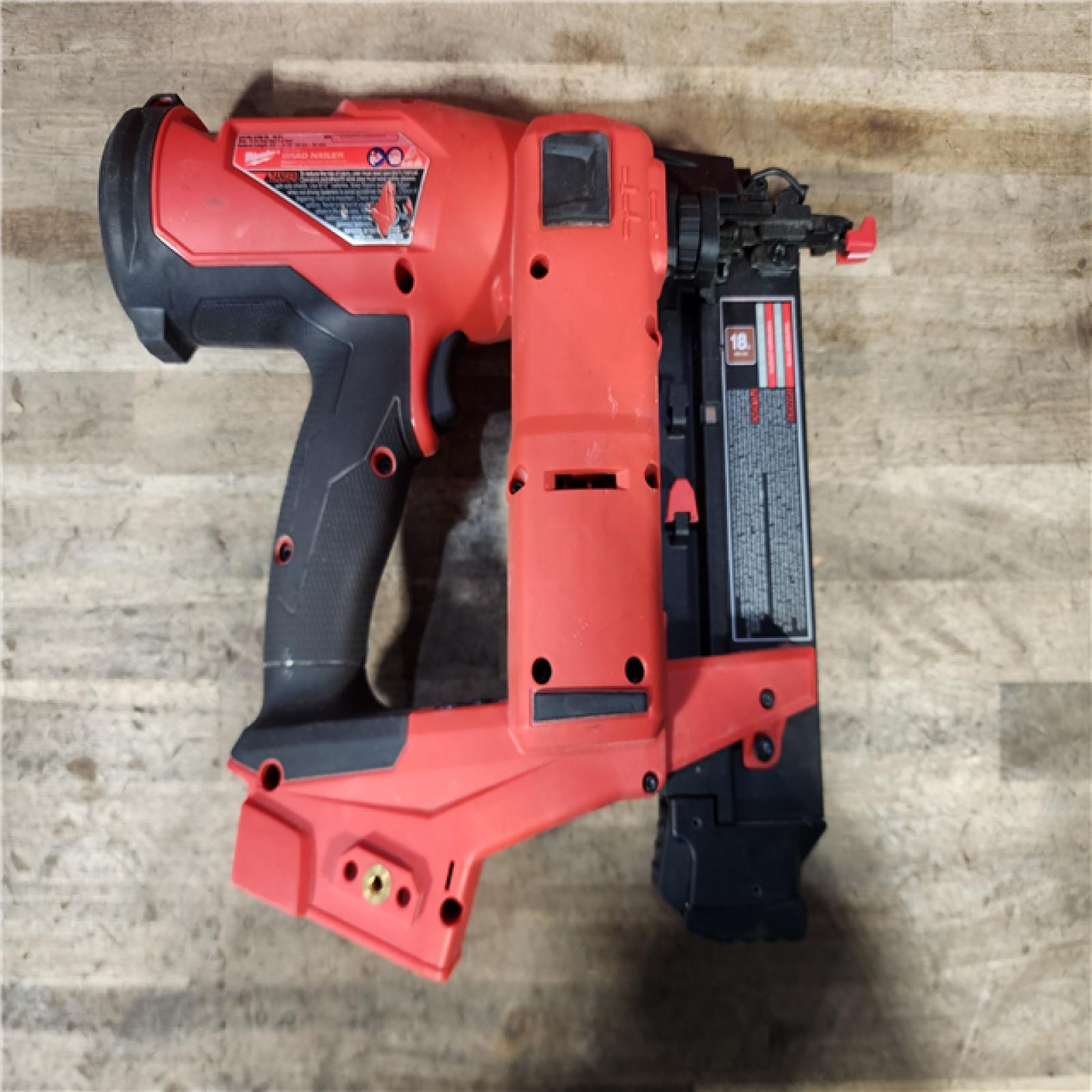 HOUSTON LOCATION - AS-IS Milwaukee M18 FUEL 18 Gauge Brad Nailer (TOOL ONLY)