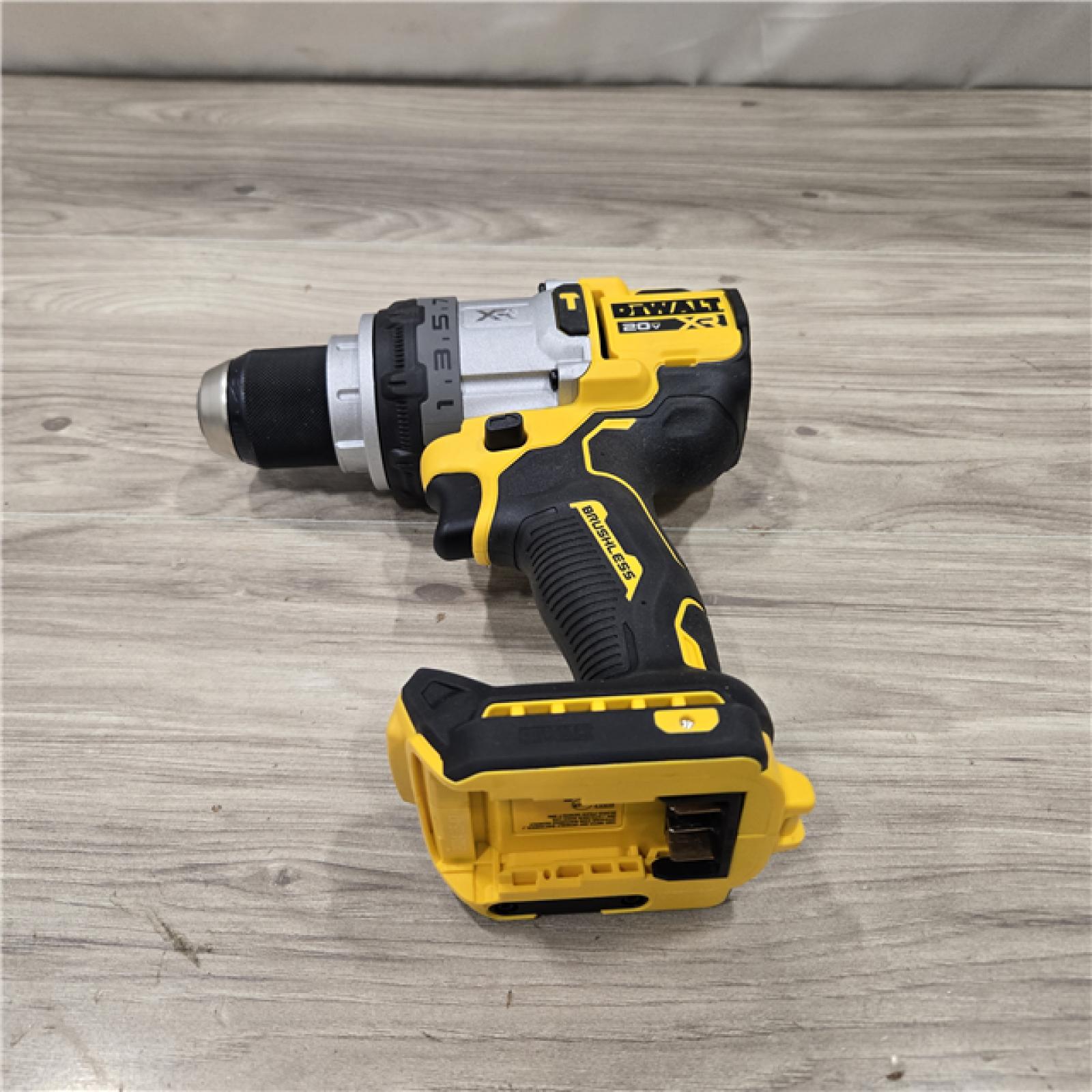 AS-IS DEWALT 20V XR Lithium-Ion Cordless Hammer Drill Kit