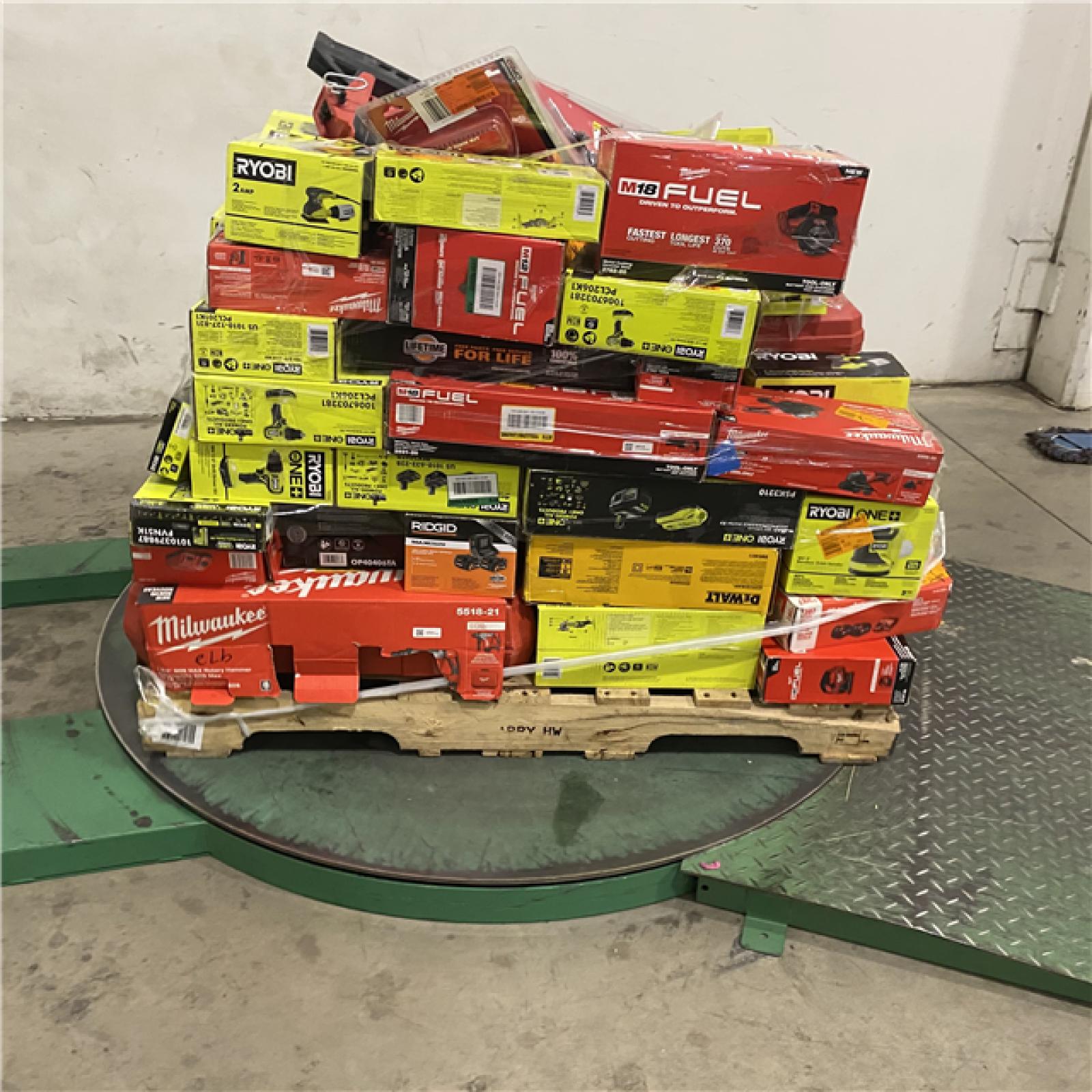 Dallas Location - As-Is Tool Pallet