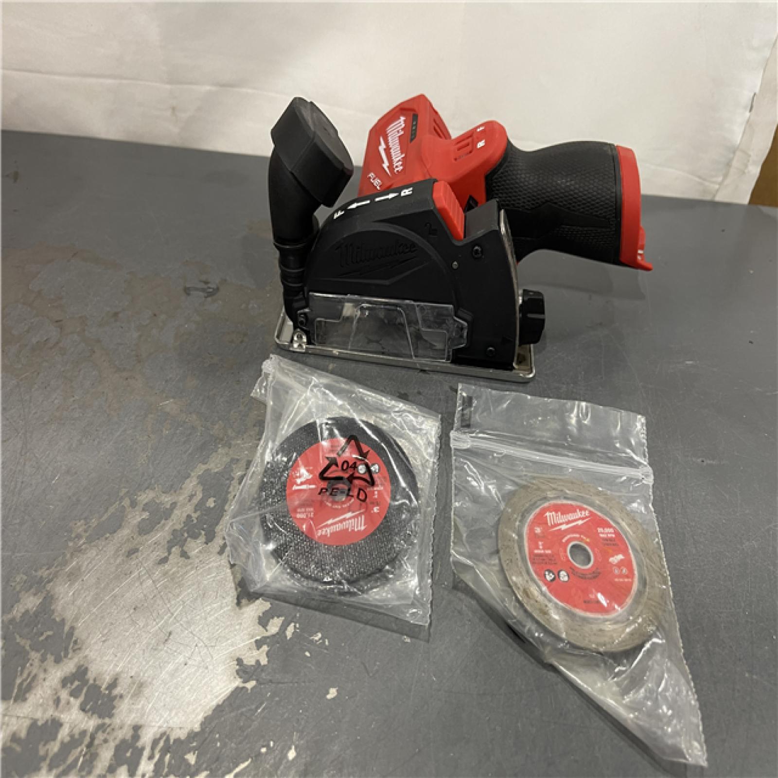 AS-IS - Milwaukee M12 FUEL 12V Lithium-Ion Brushless Cordless 3 in. Cut Off Saw