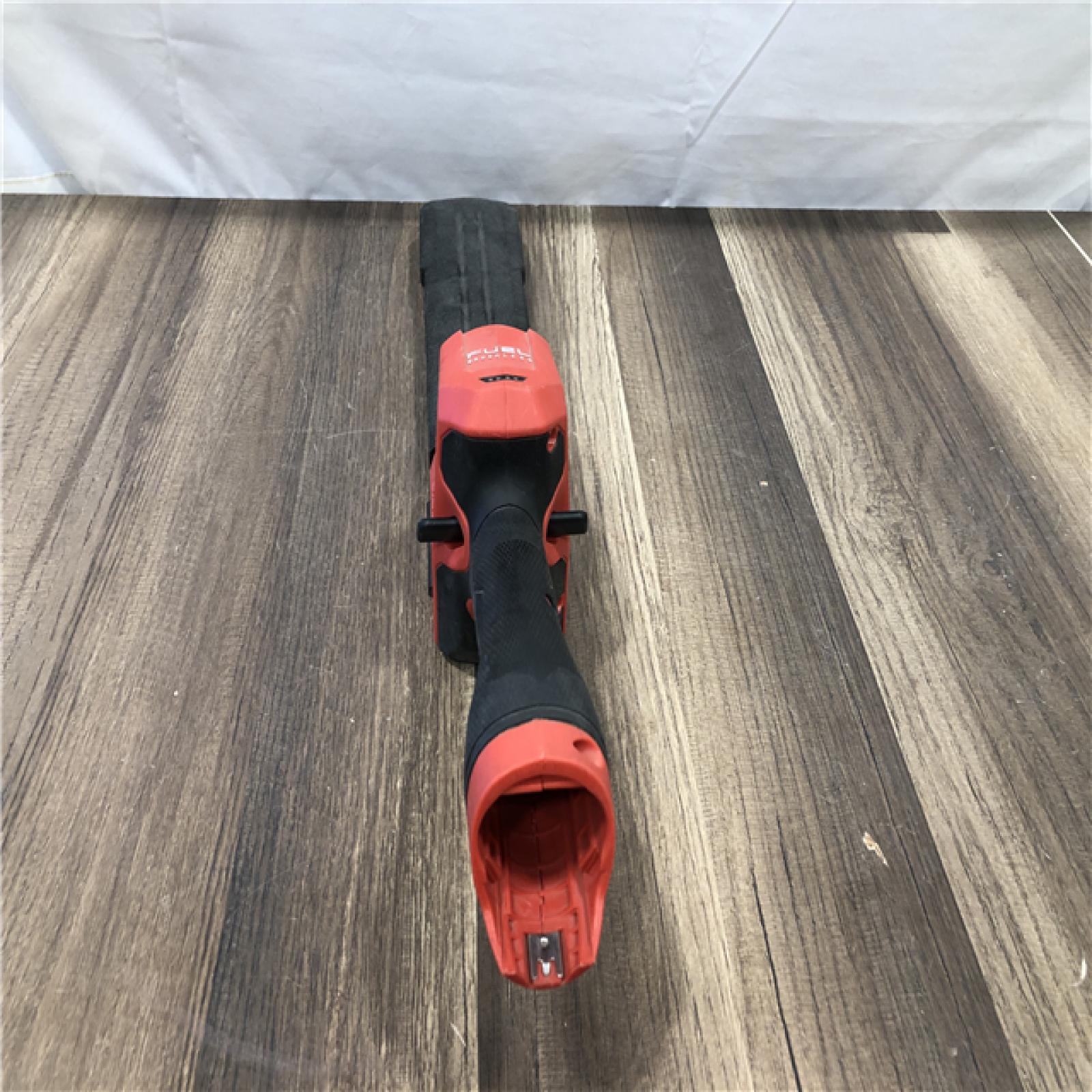 AS-IS Milwaukee FUEL 8 in. 12V Lithium-Ion Brushless Cordless Battery Hedge Trimmer (Tool-Only)