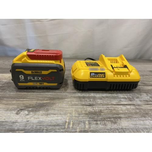 AS-IS DEWALT 20V/60V MAX FLEXVOLT Lithium-Ion 9.0Ah Battery and Charger Starter Kit