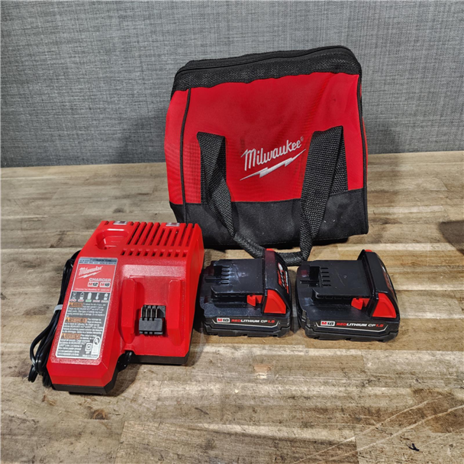 HOUSTON LOCATION - AS-IS Milwaukee M18 Brushed Cordless (2-Tool) Drill/Driver and Impact Driver Kit