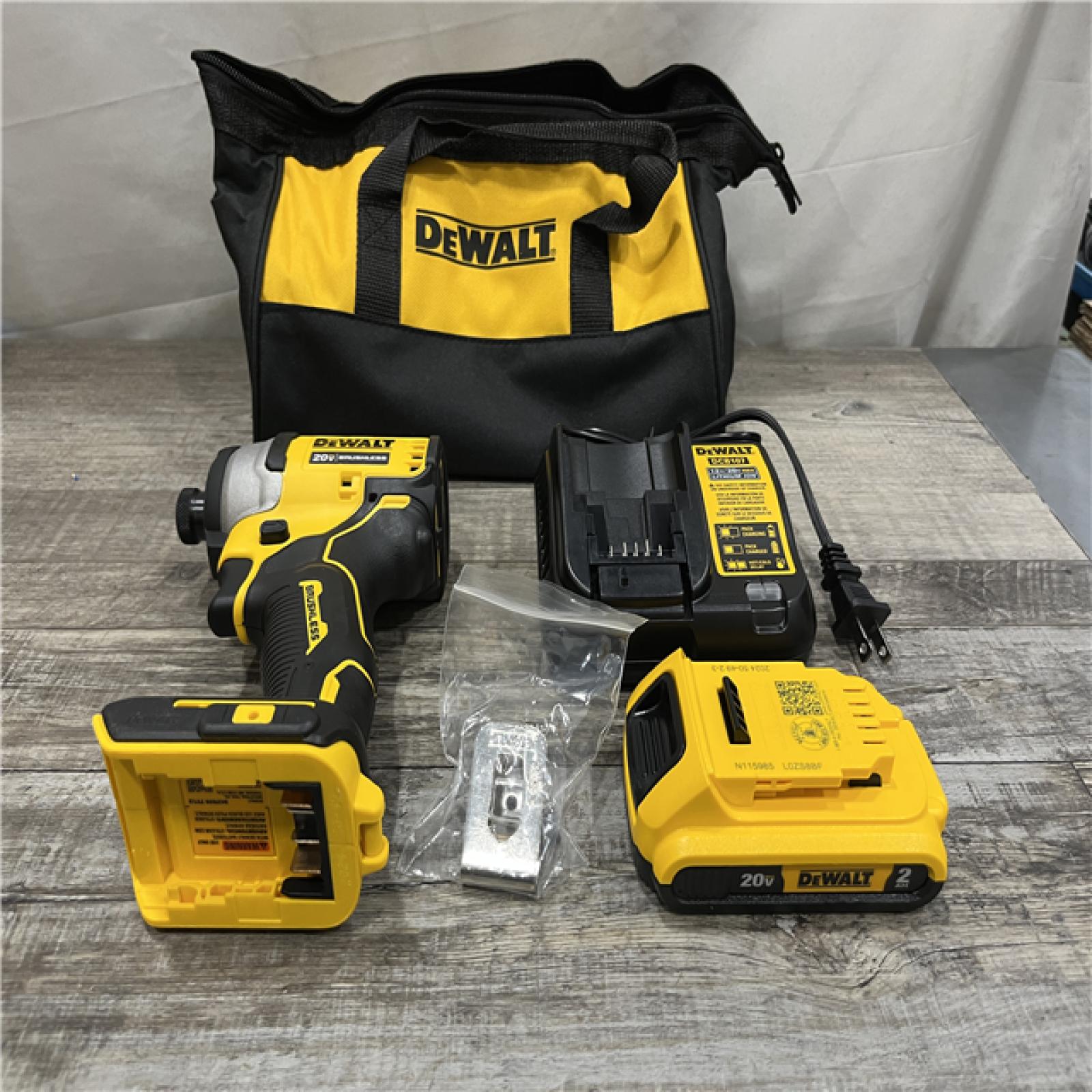 AS-IS DEWALT Atomic 20V Max Lithium-Ion Brushless Cordless Compact 1/4 in. Impact Driver Kit