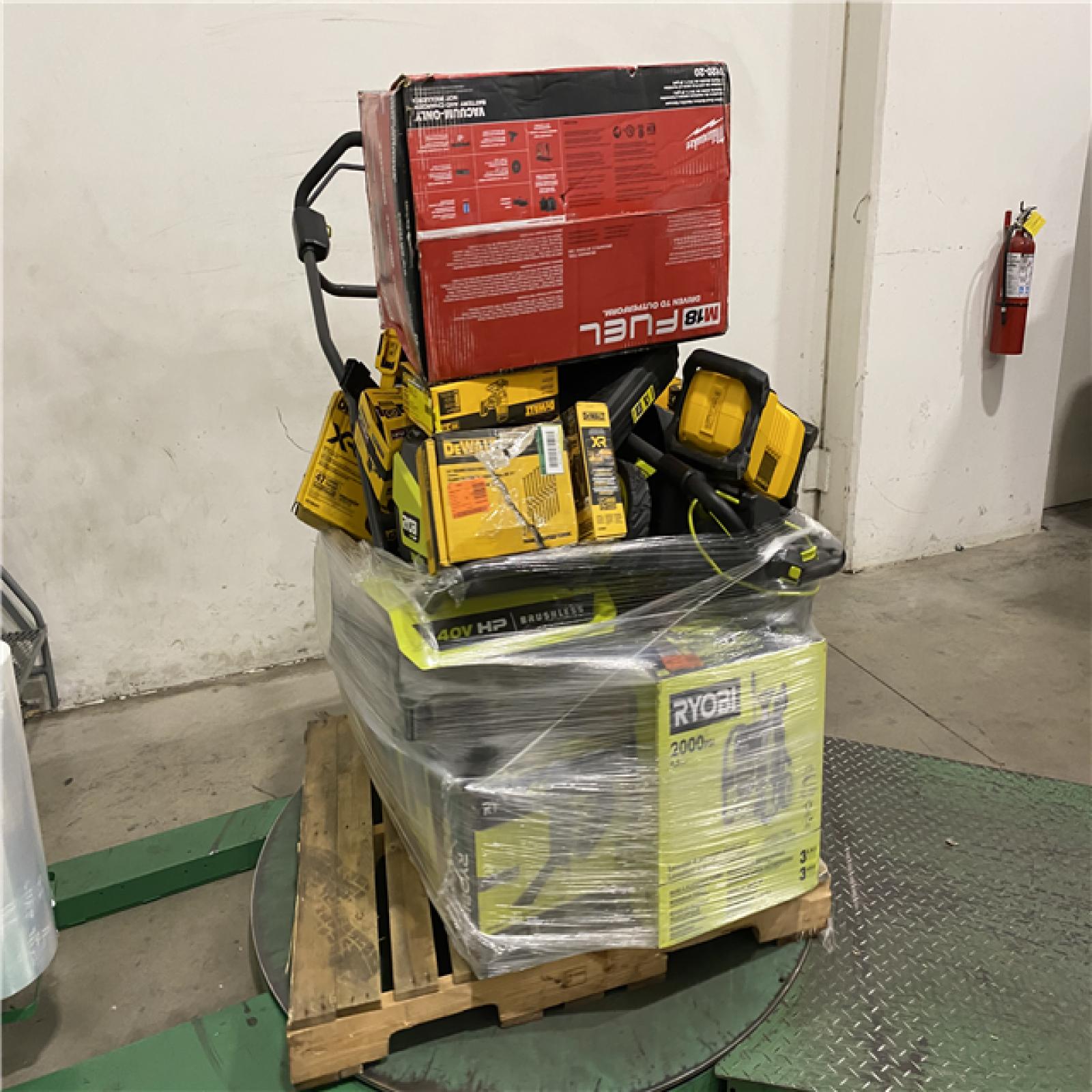 Dallas Location - As-Is Tool Pallet