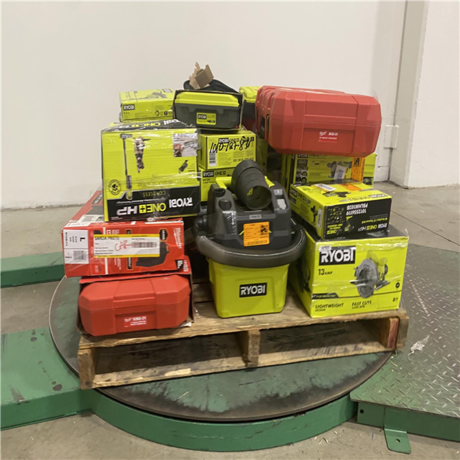 Dallas Location - As-Is Tool Pallet