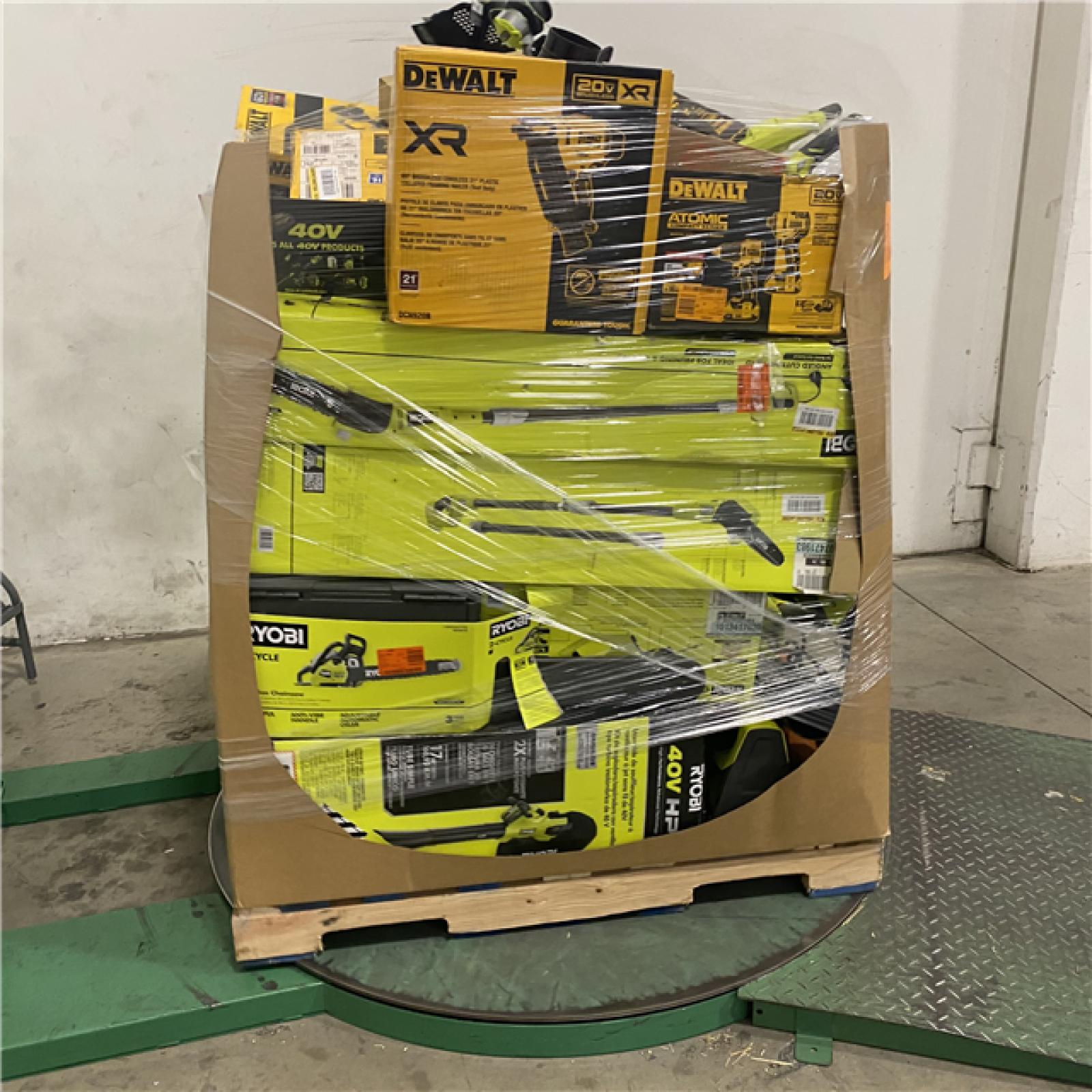 Dallas Location - As-Is Tool Pallet